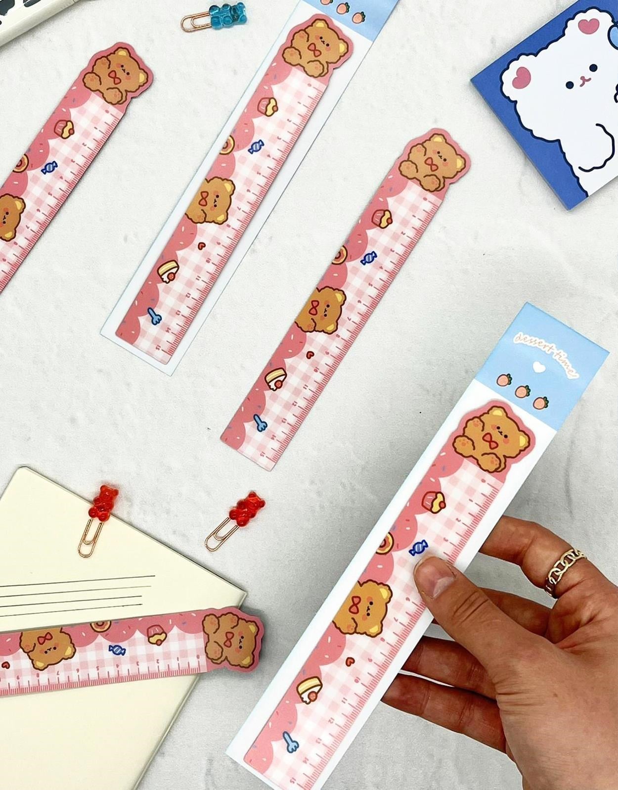 Sevimli Ayıcık ve Cupcake Desenli Pembe Mıknatıslı Kitap Ayracı ve Cetvel / Yer İmi