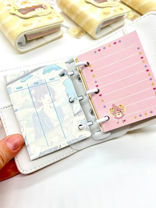 Sevimli Civciv ve Portakal Temalı Charmlı Mini Planlayıcı Spiralli Defter/80 Yaprak/Mıknatıs Ajanda