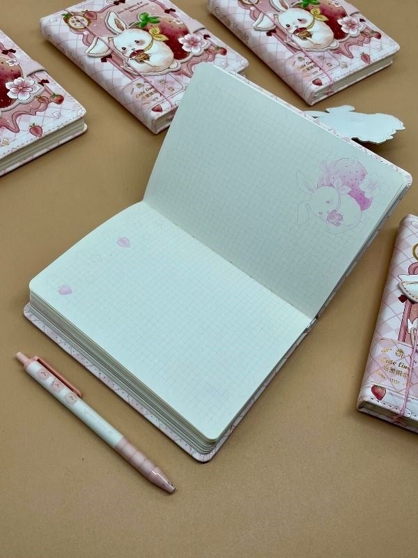 Sevimli Tavşan Özel Tasarım Renkli Resimli Defter/Notebook/Günlük/Bullet Journal