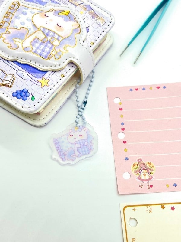 Sevimli Unicorn ve Yıldız Temalı Charmlı Mini Planlayıcı Spiralli Defter/80 Yaprak/Mıknatıs Ajanda