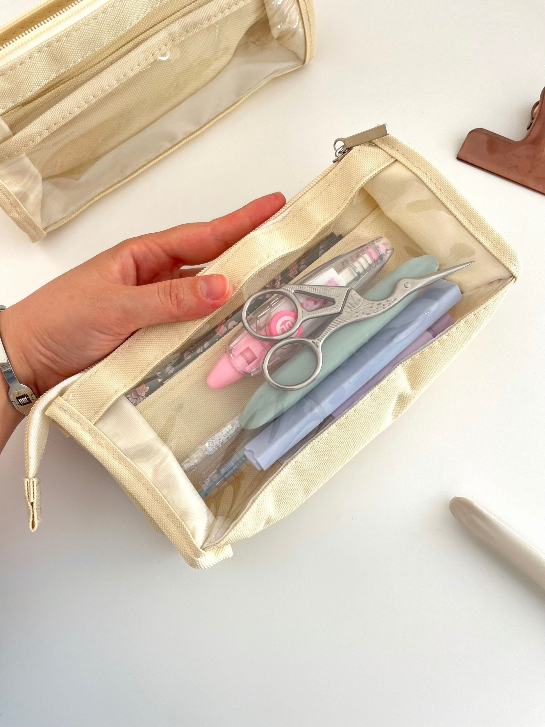 Smart Organizer Çift Fermuarlı 6 Bölmeli Şeffaf Krem Organizer Kalem Kutusu