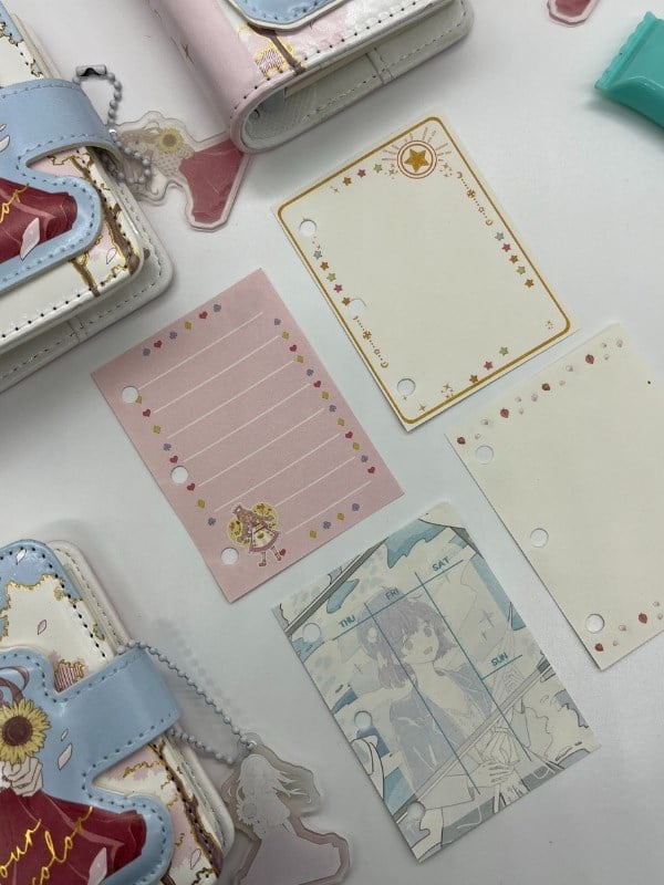 Sunflower Sevimli Kız Temalı Charmlı Mini Planlayıcı Spiralli Defter/80 Yaprak/Mıknatıslı Ajanda