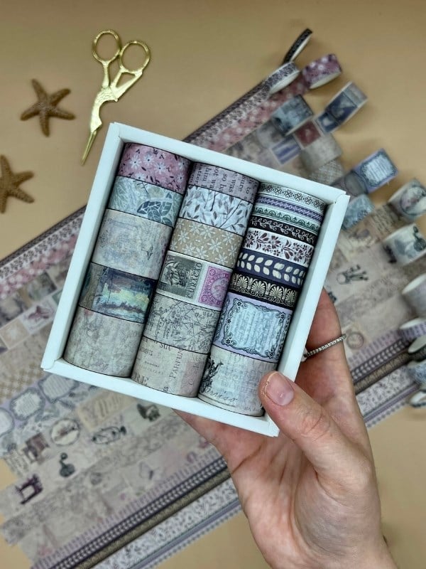 Vintage Retro Temalı 20’li  Washi Bant Seti – Letters from Anna Serisi (20*2 m) /Masking Tape/ Desenli Bant