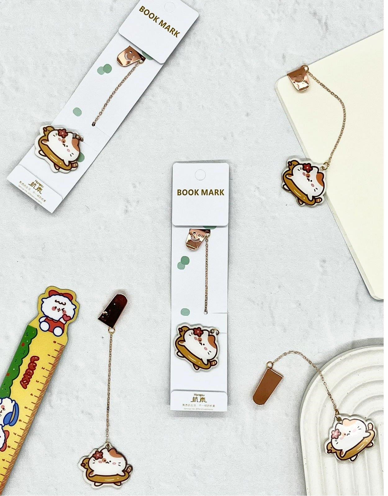 Zincirli Sevimli Sarı Kedi Kitap Ayracı