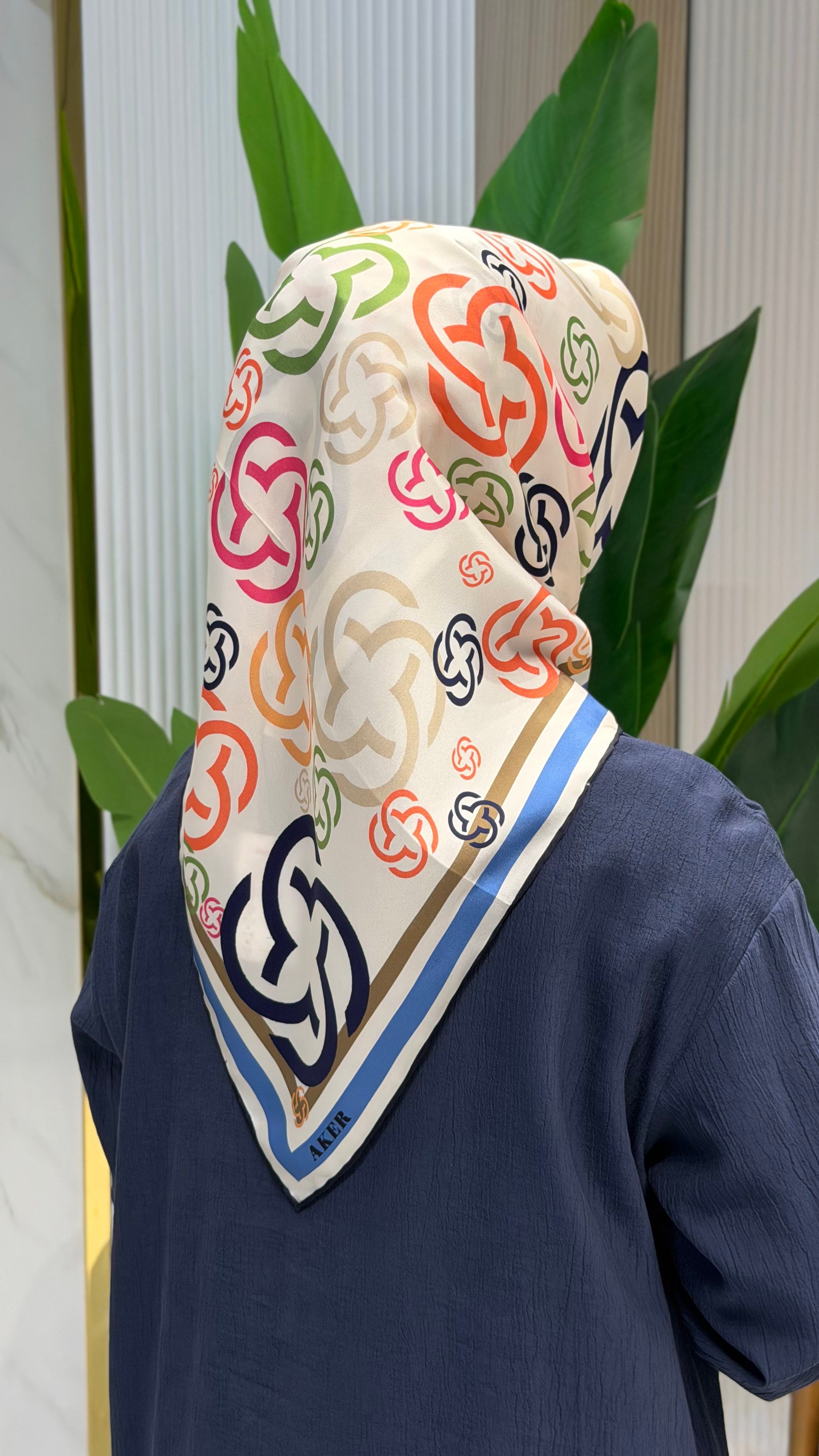 AKER SURA İPEK EŞARP 8831701-321