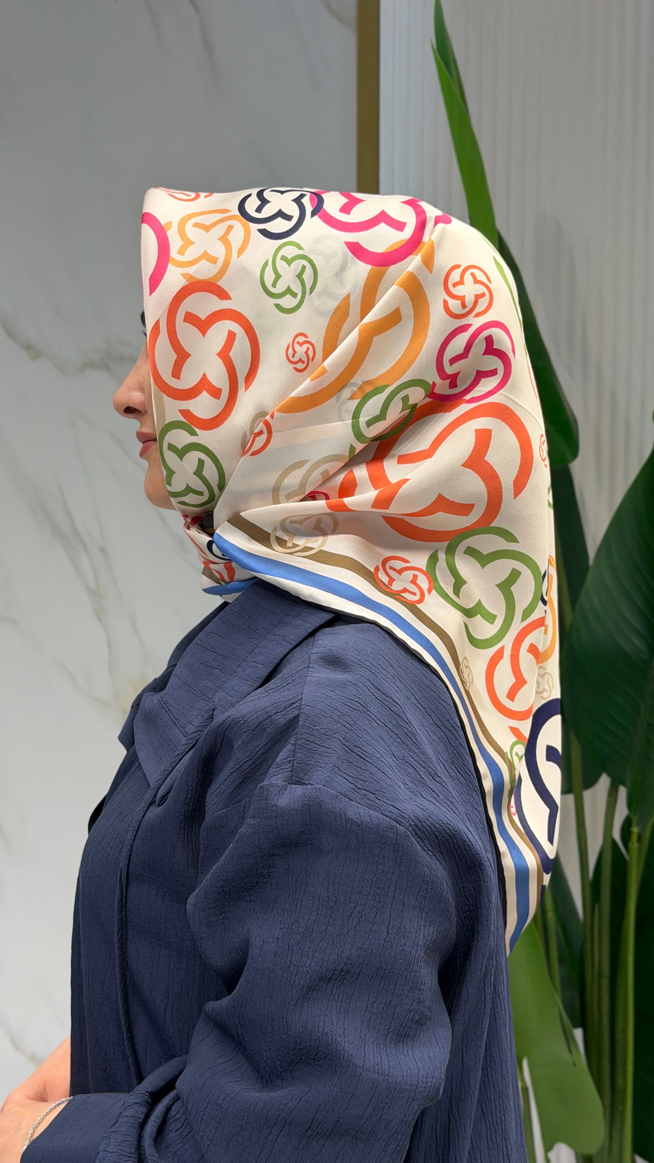 AKER SURA İPEK EŞARP 8831701-321