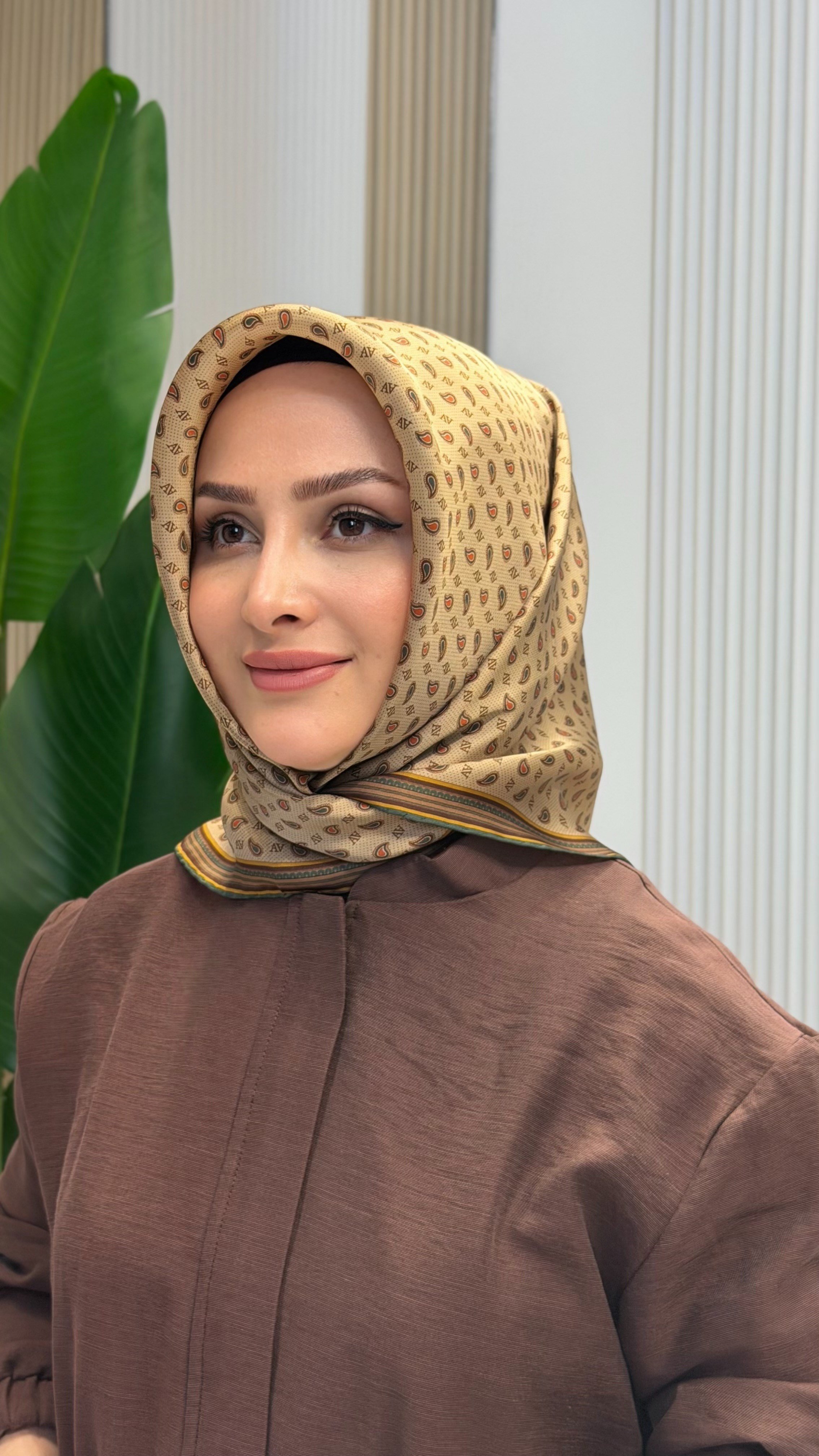 ARMİNE SURA İPEK EŞARP - 9548-81