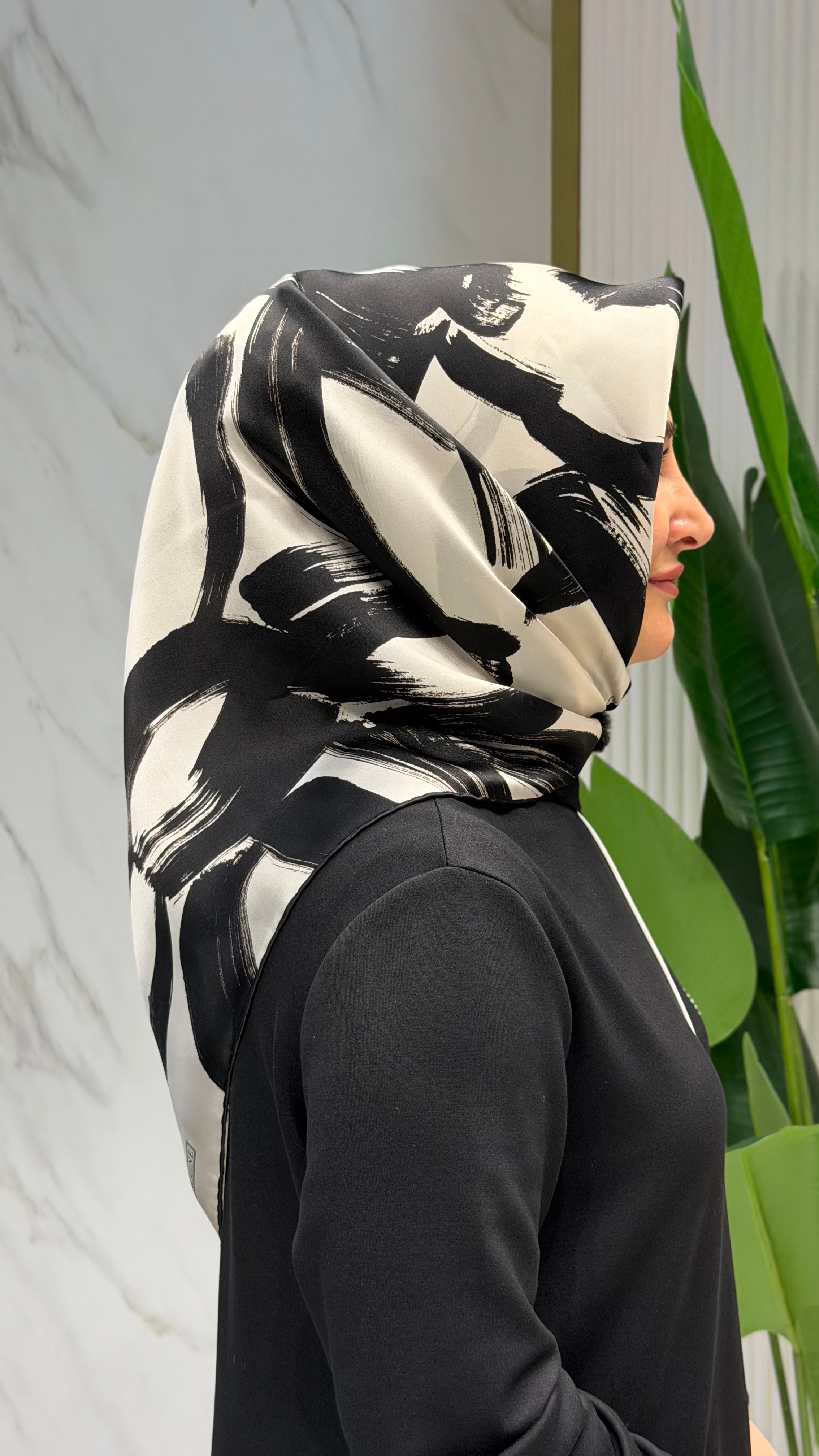 ARMİNE SURA İPEK EŞARP 9555D-01