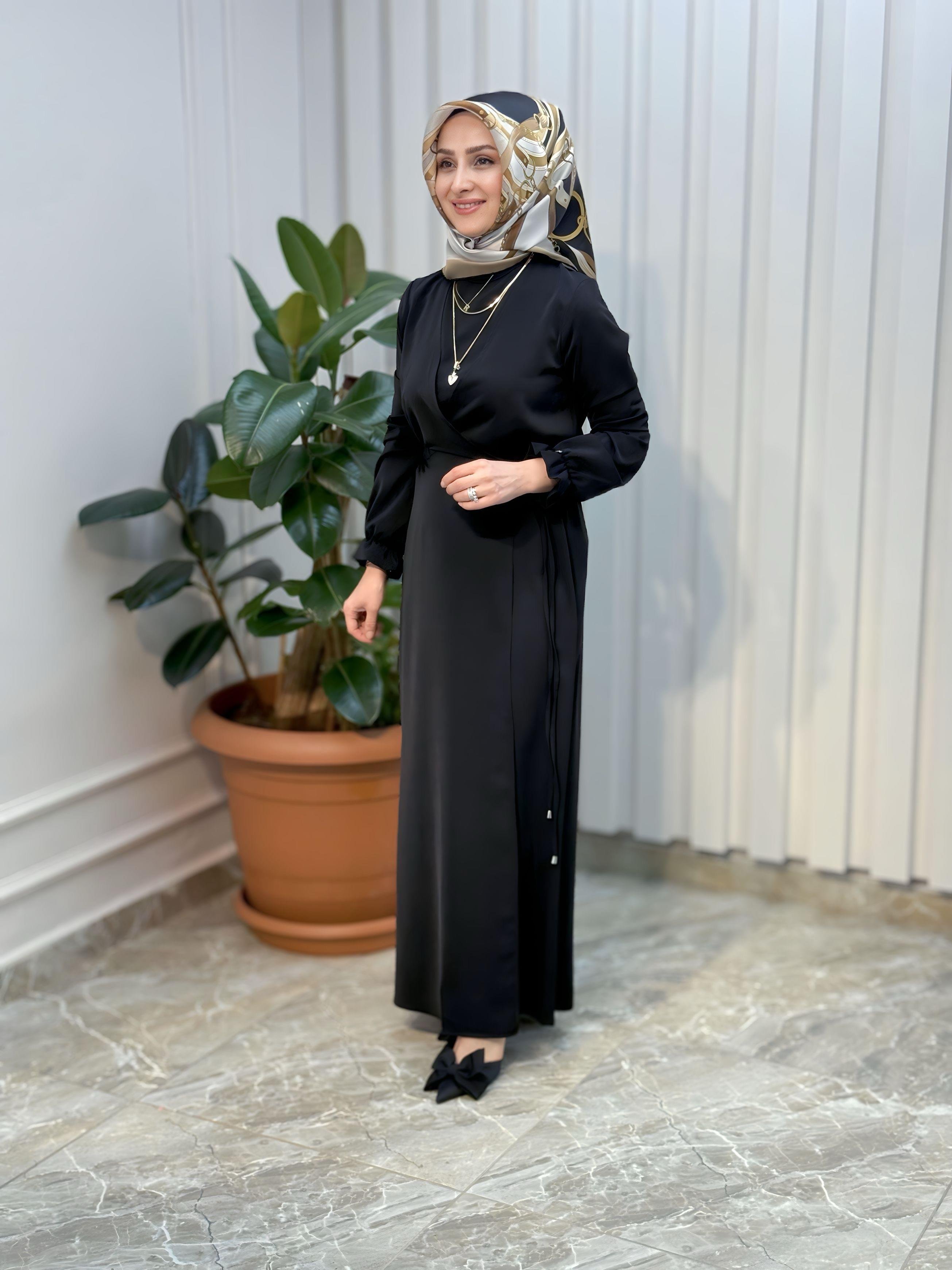 ARMİNE TREND BELİ BÜZGÜLÜ ELBİSE 25YT944