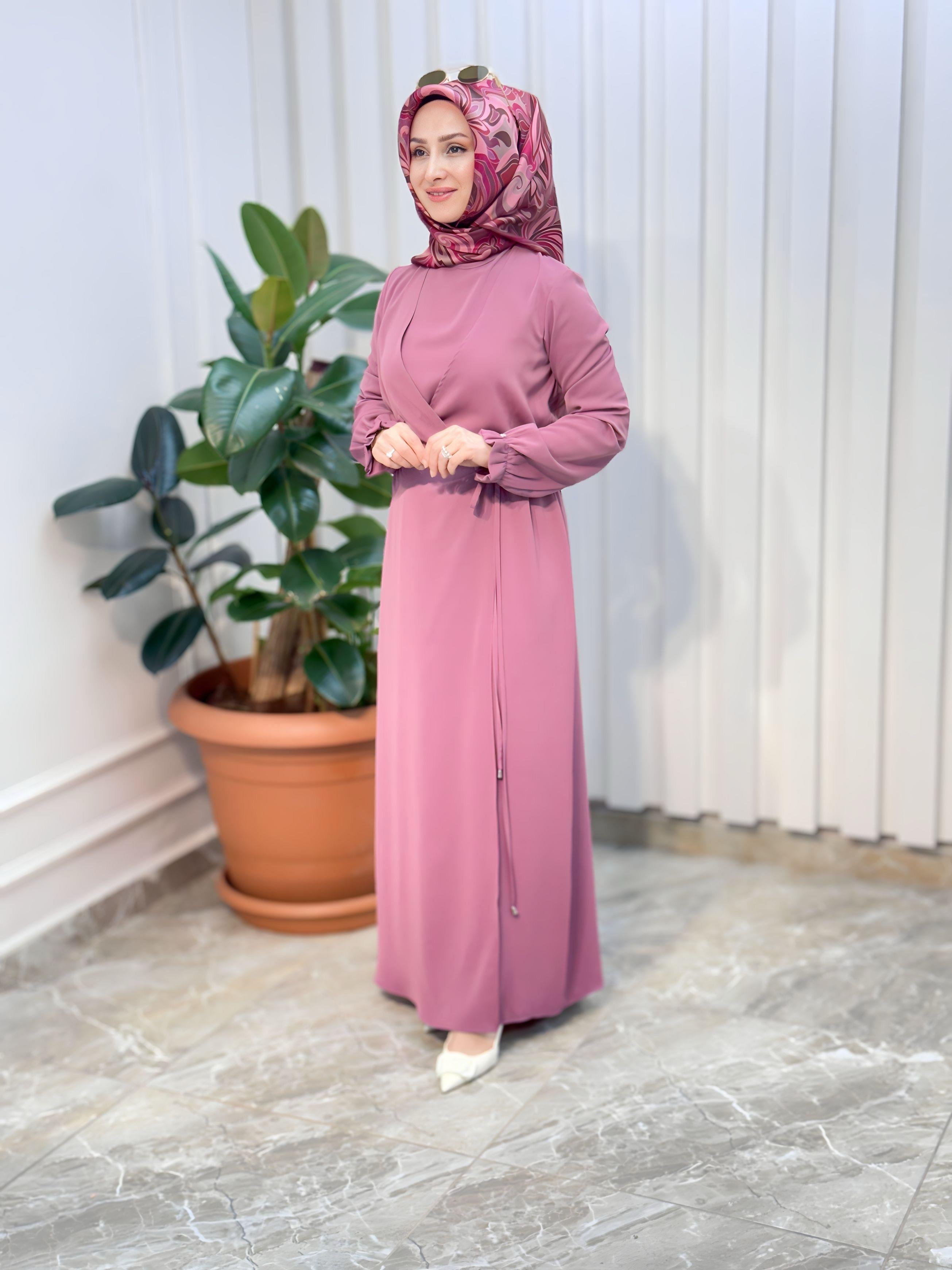 ARMİNE TREND BELİ BÜZGÜLÜ ELBİSE 25YT944