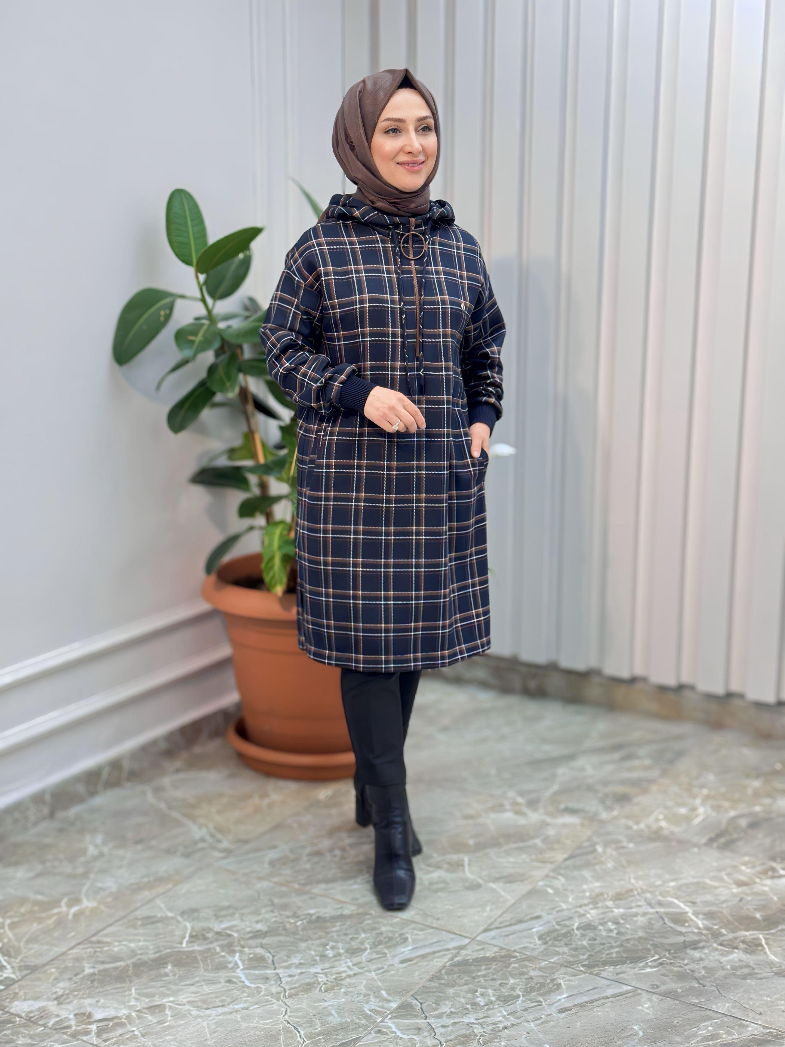 ARMİNE TREND EKOSE KAPÜŞONLU TUNİK- 24KT483