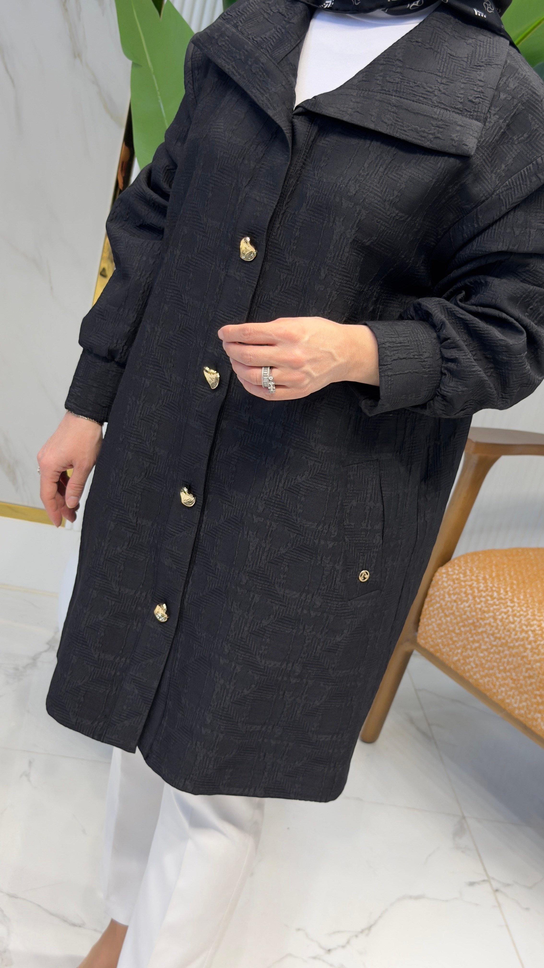 ARMİNE TREND KABARTMA DESENLİ CEKET SİYAH -26YT508