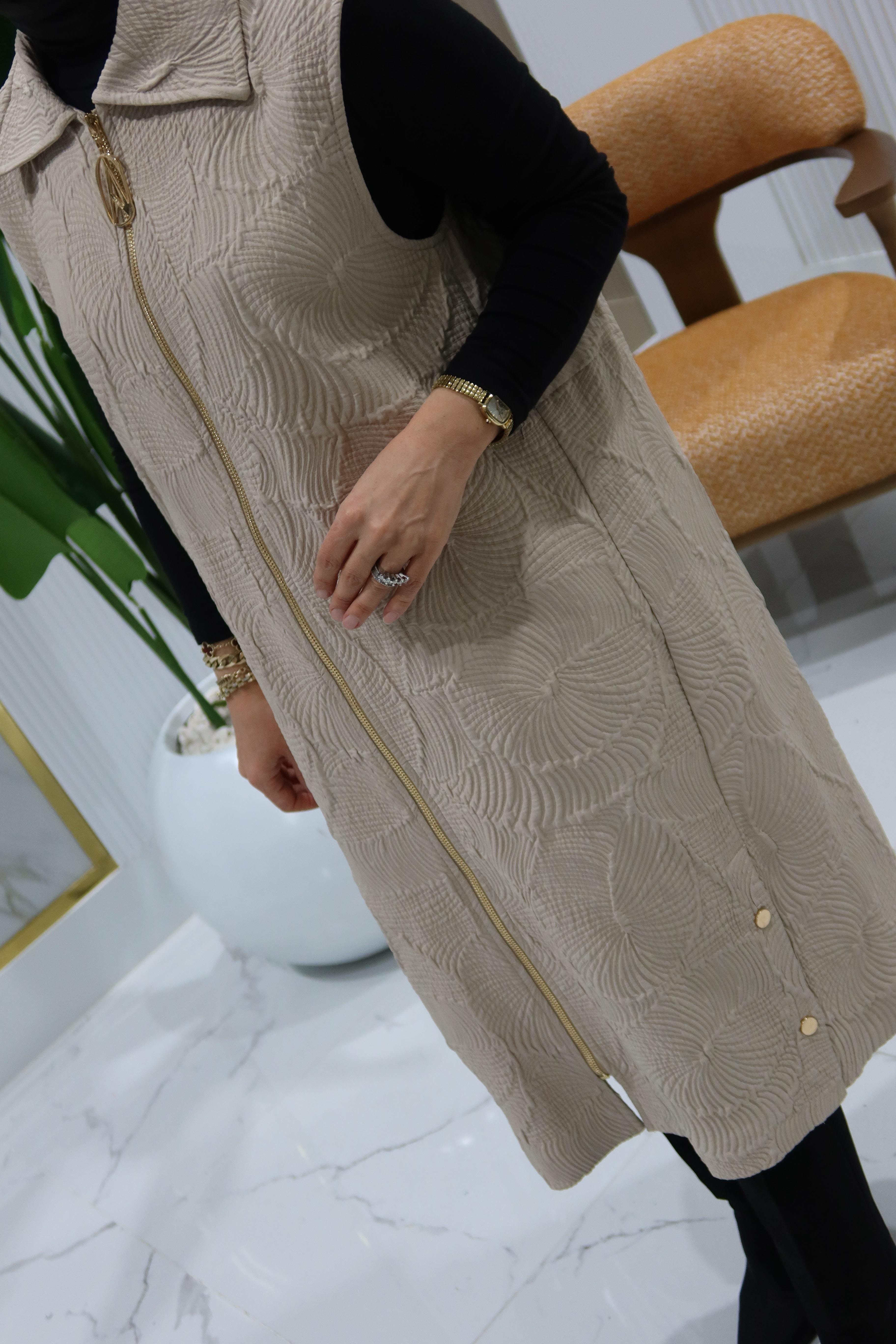 ARMİNE TREND KENDİNDEN KABARTMALI YELEK- 25KT526