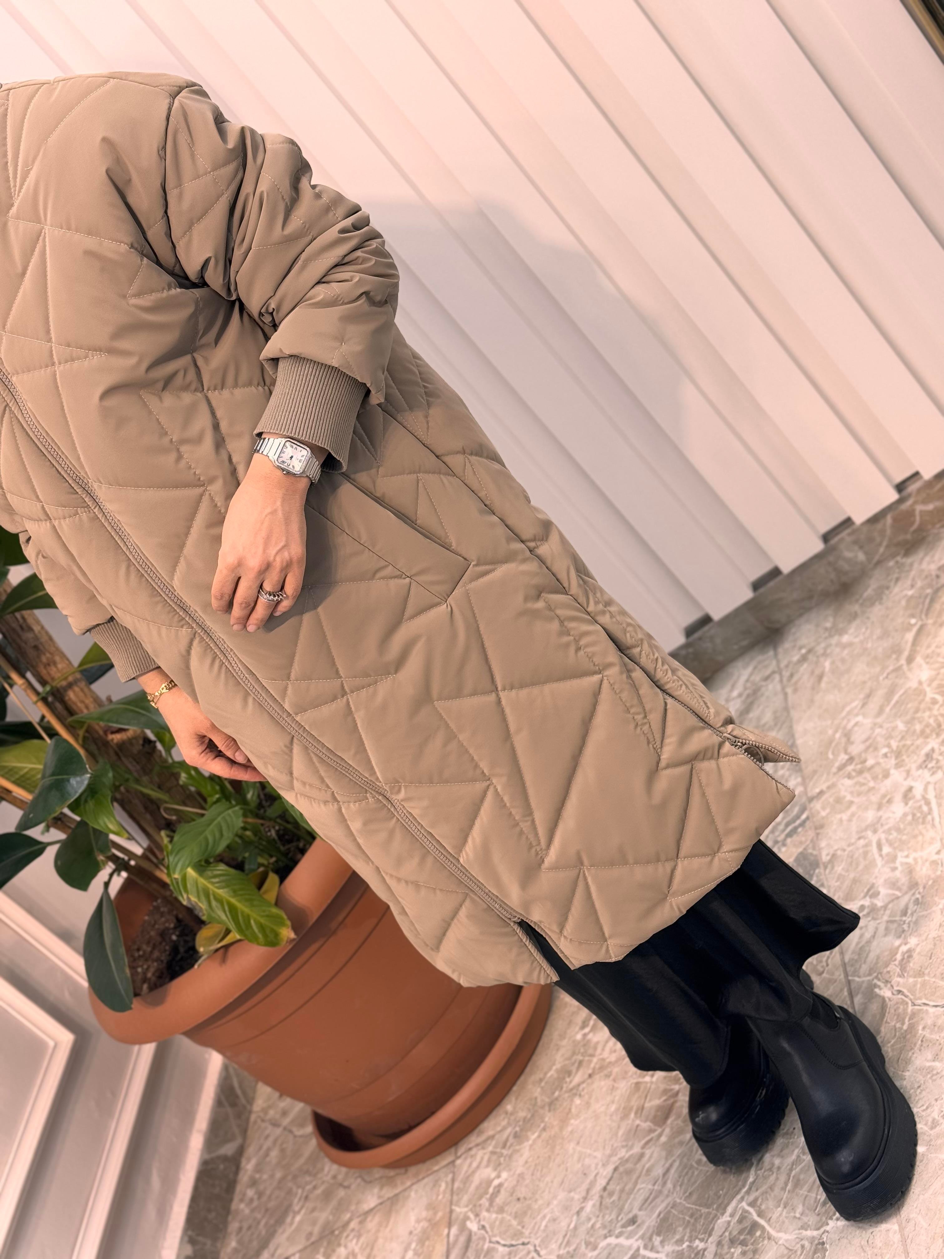 ARMİNE TREND Kolları Ribanalı Kapitone Detaylı Mont-Bej 24KT726