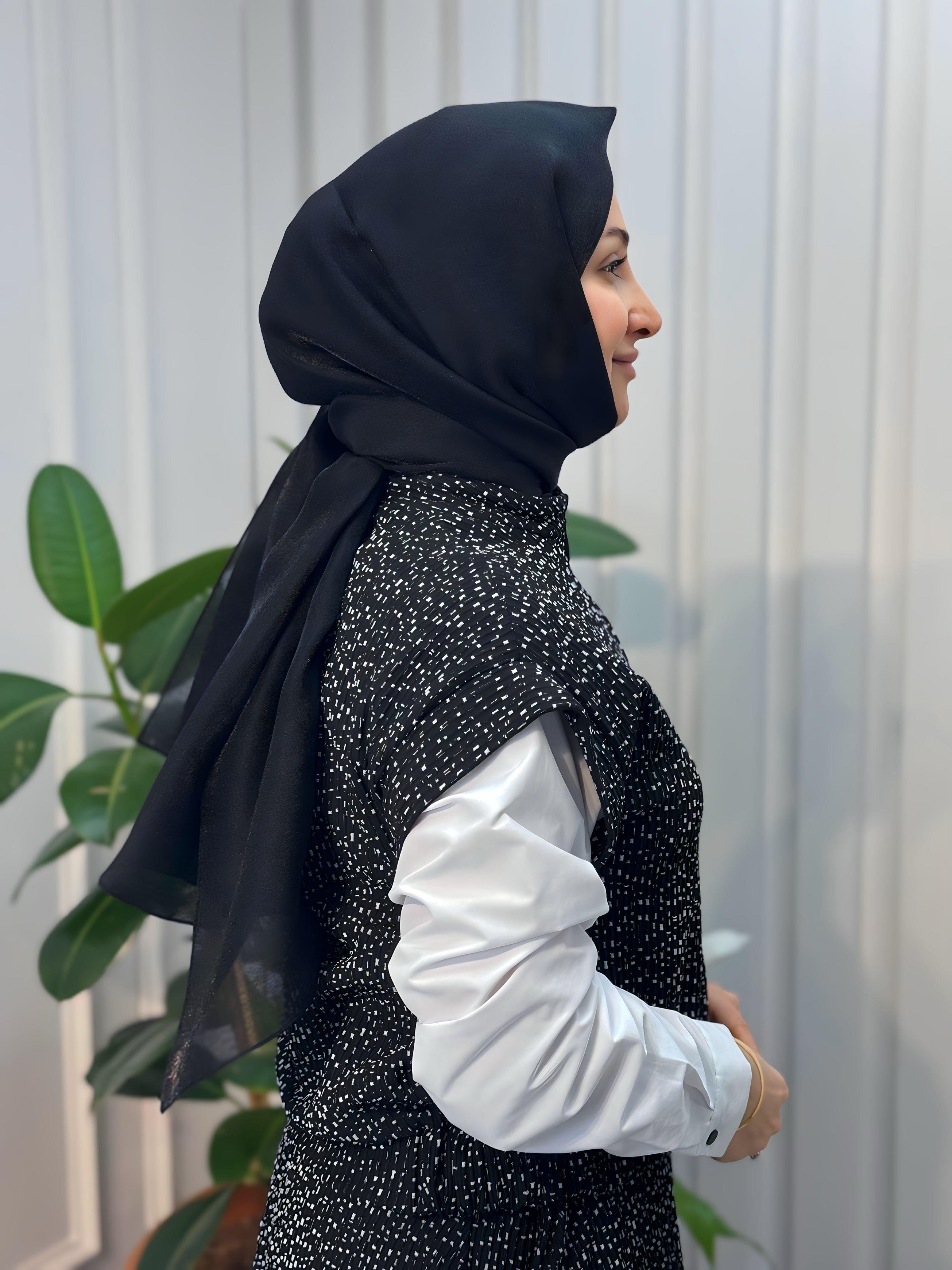 ARMİNE TREND Nope Kumaş Etekli İkili Takım Siyah 24KT638