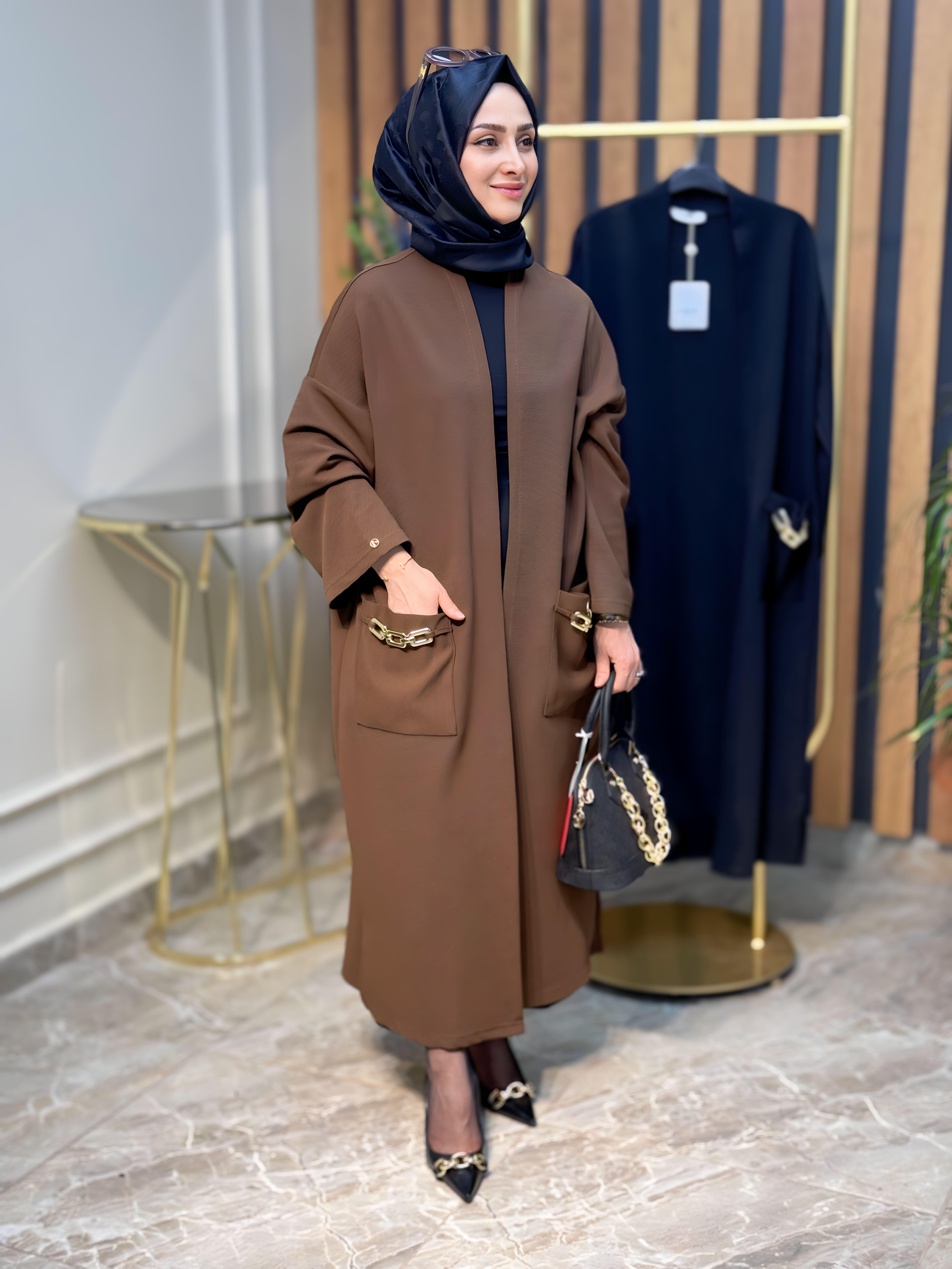 ARMİNE TREND ÖRME KUMAŞ CEPLERİ ZİNCİR DETAYLI HIRKA-23KT525