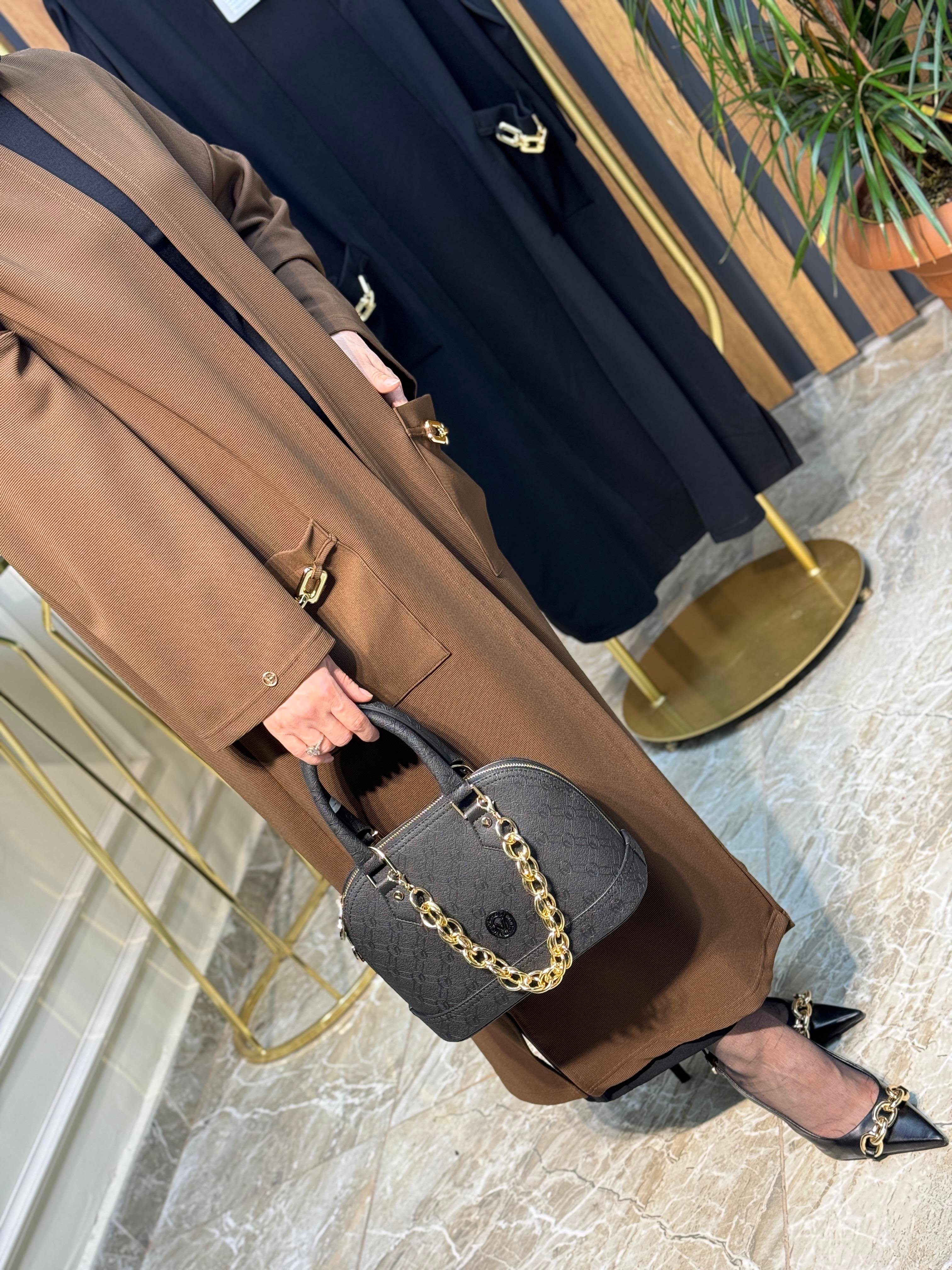 ARMİNE TREND ÖRME KUMAŞ CEPLERİ ZİNCİR DETAYLI HIRKA-23KT525