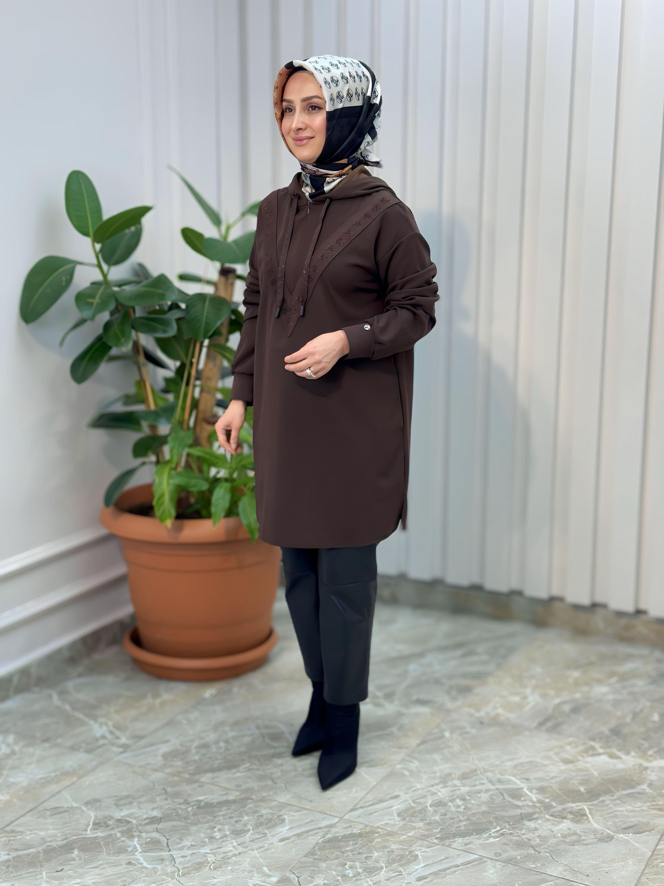 ARMİNE TREND V DETAY KAPÜŞONLU TUNİK -24KT433