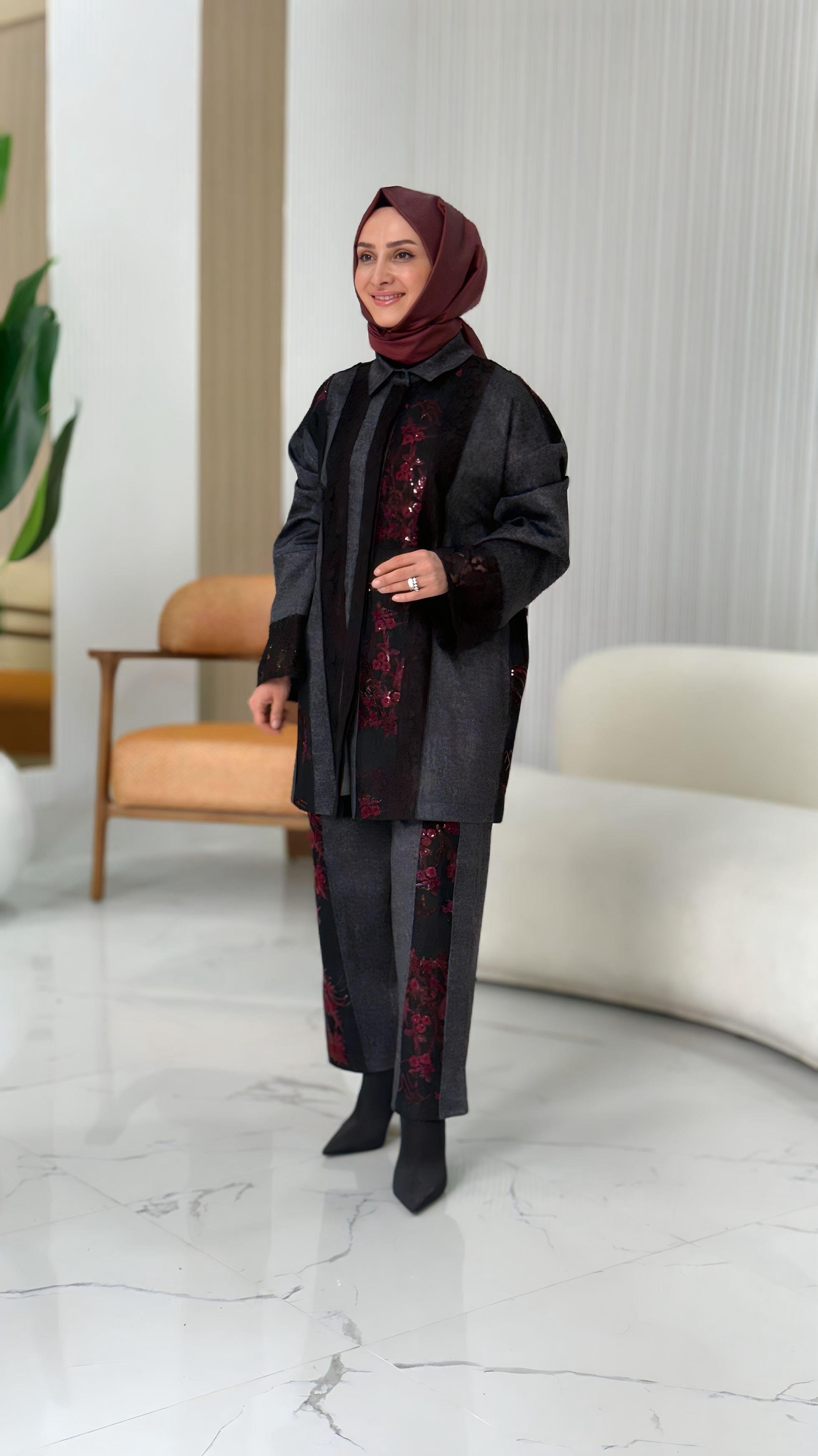GHİSA GİZLİ DÜĞMELİ DANTEL DETAYLI TAKIM-4060
