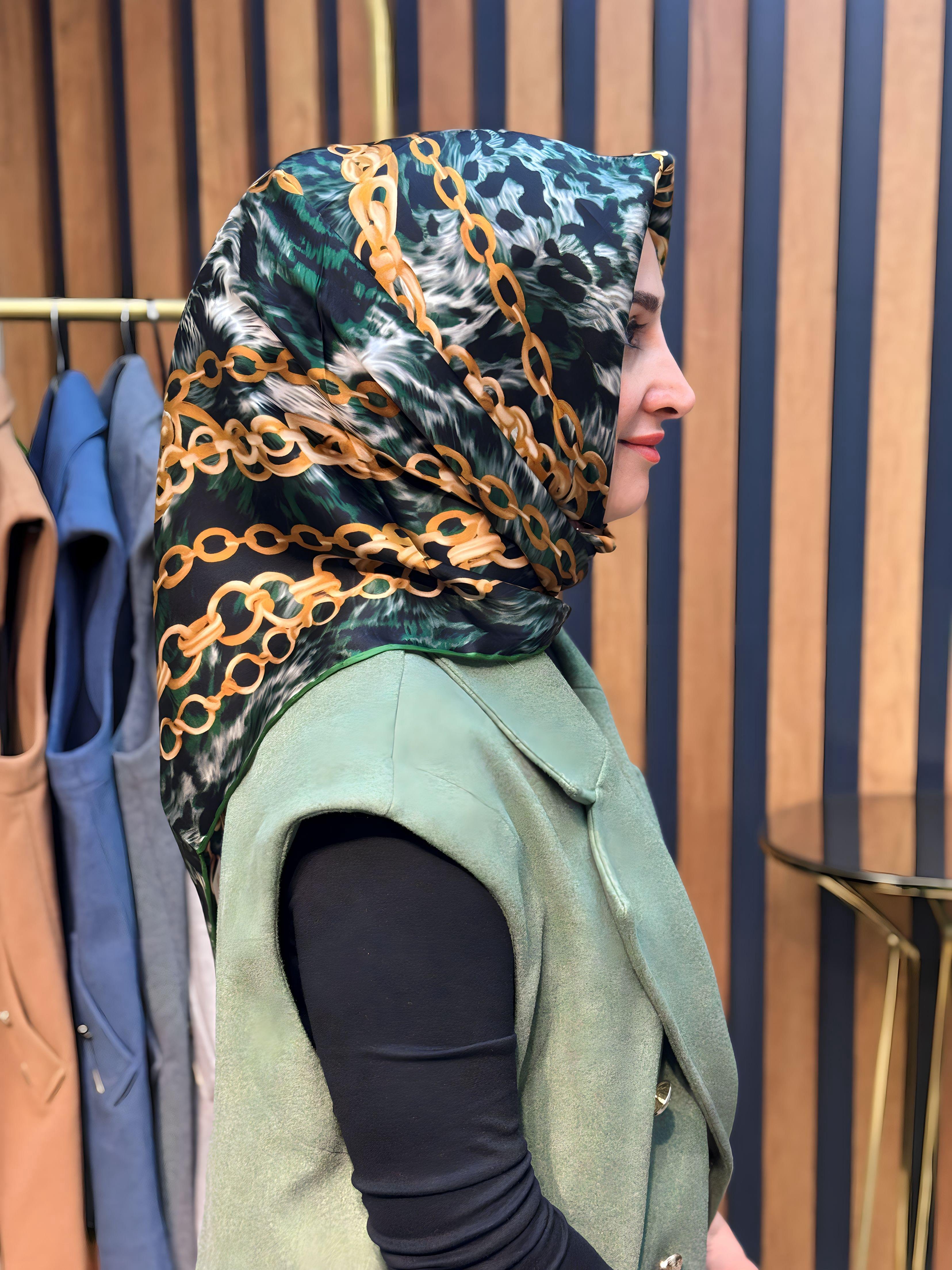 KAŞE CEPLİ ÖNDEN DÜĞMELİ YELEK