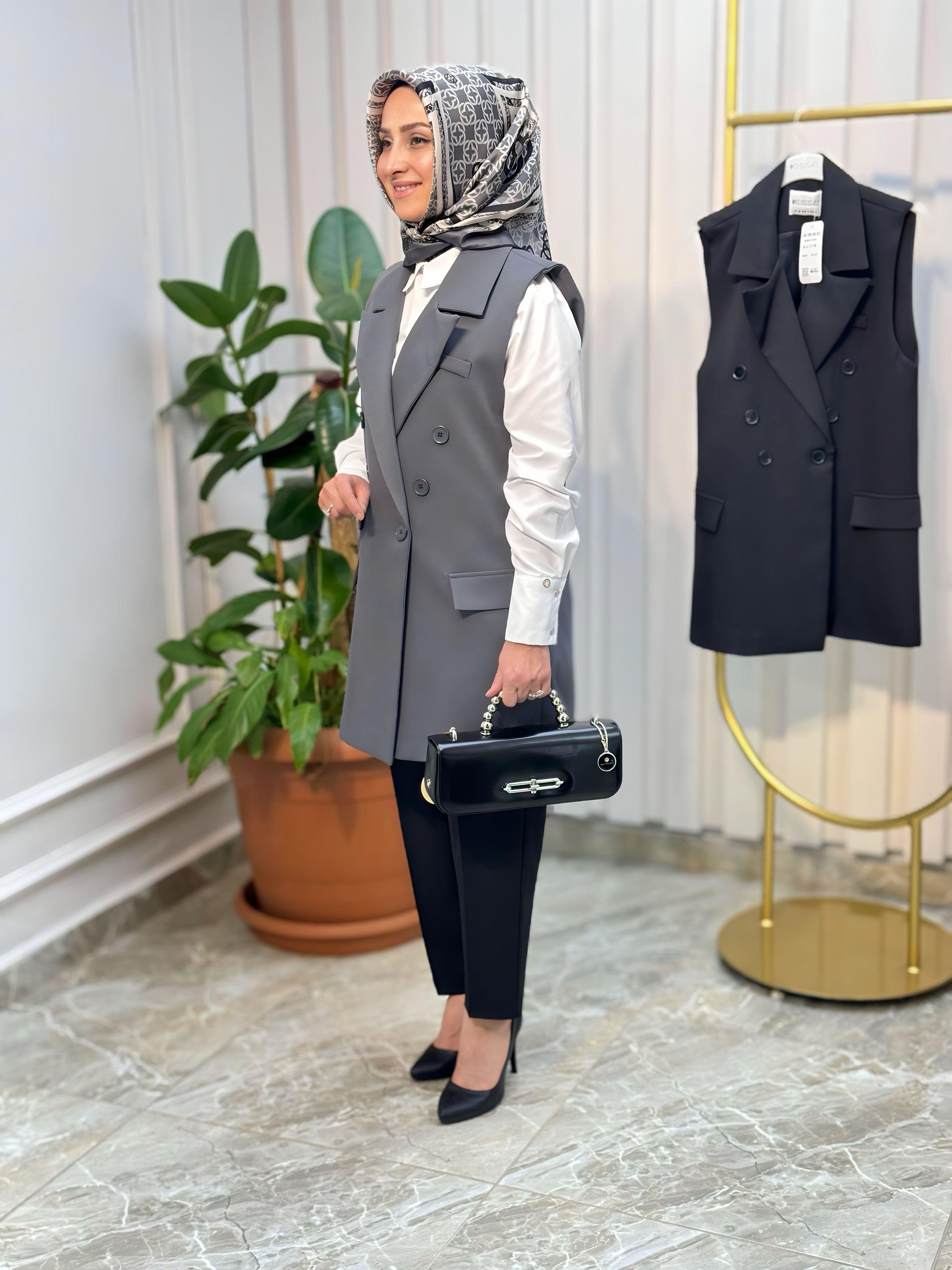 KRUVAZE YAKA ÖNDEN DÜĞMELİ YELEK -6004 
