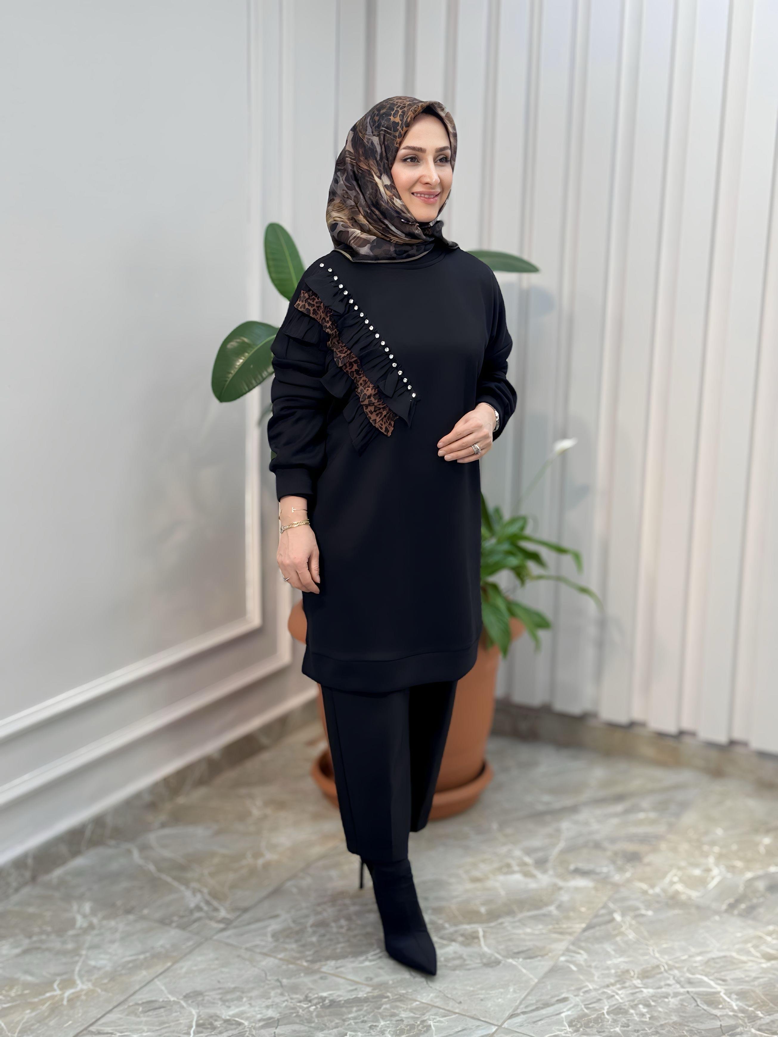 Önü Fırfır ve Leopar Detaylı Kadın Tunik Siyah MSE 3211