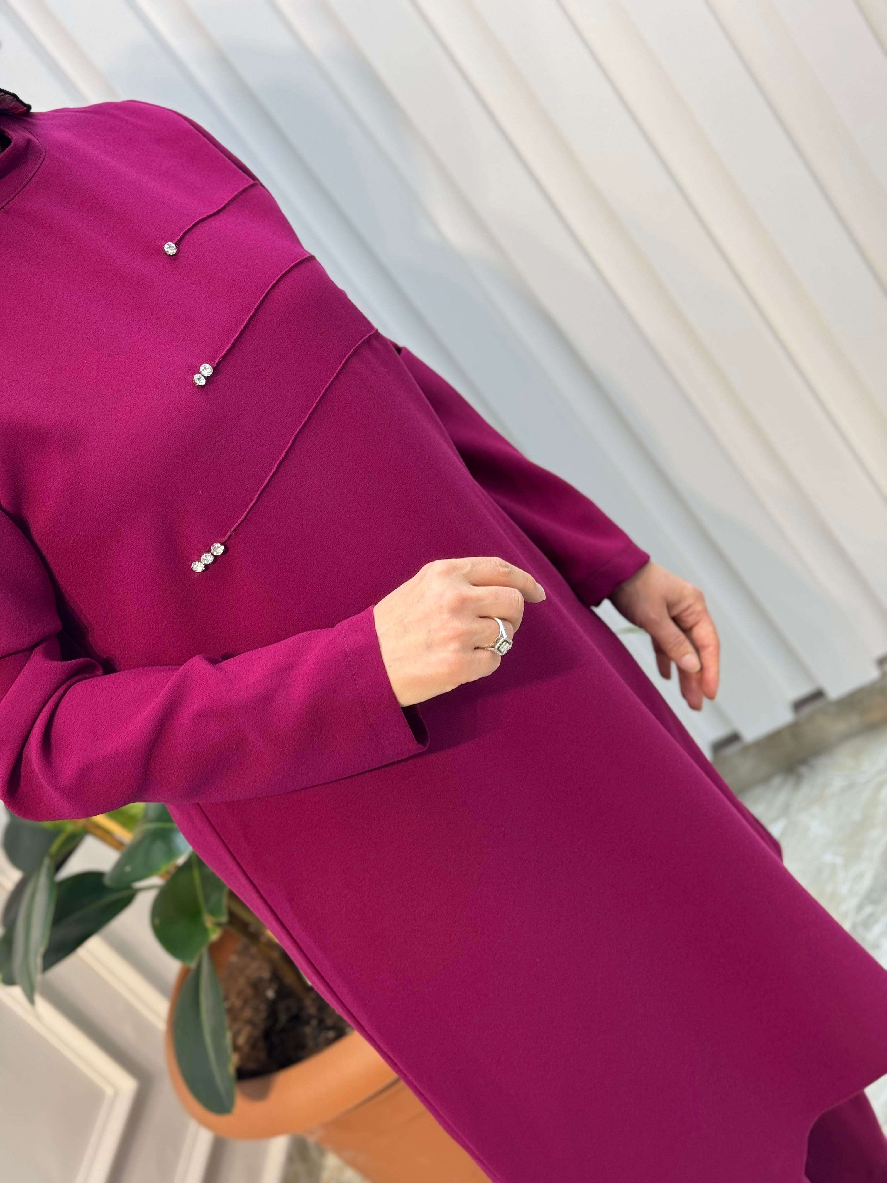 ÖNÜ NERVÜRLÜ TAŞ DETAYLI PANTOLONLU TAKIM-4190