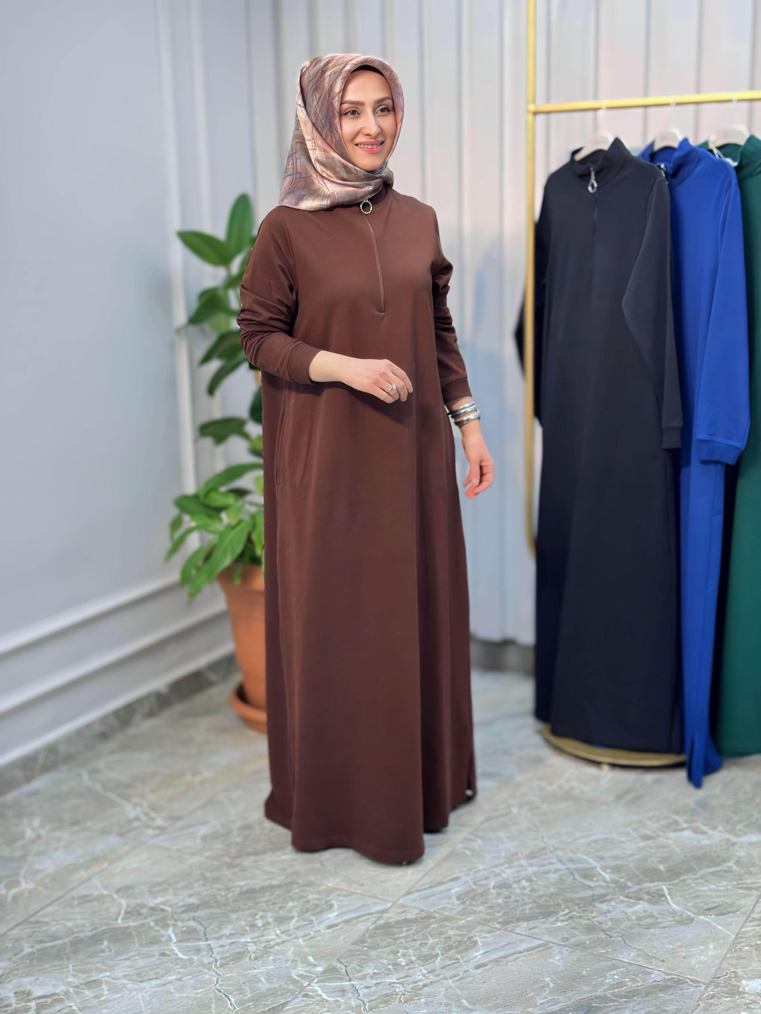 ÖNÜ YARIM FERMUARLI KADO ELBİSE - 7639