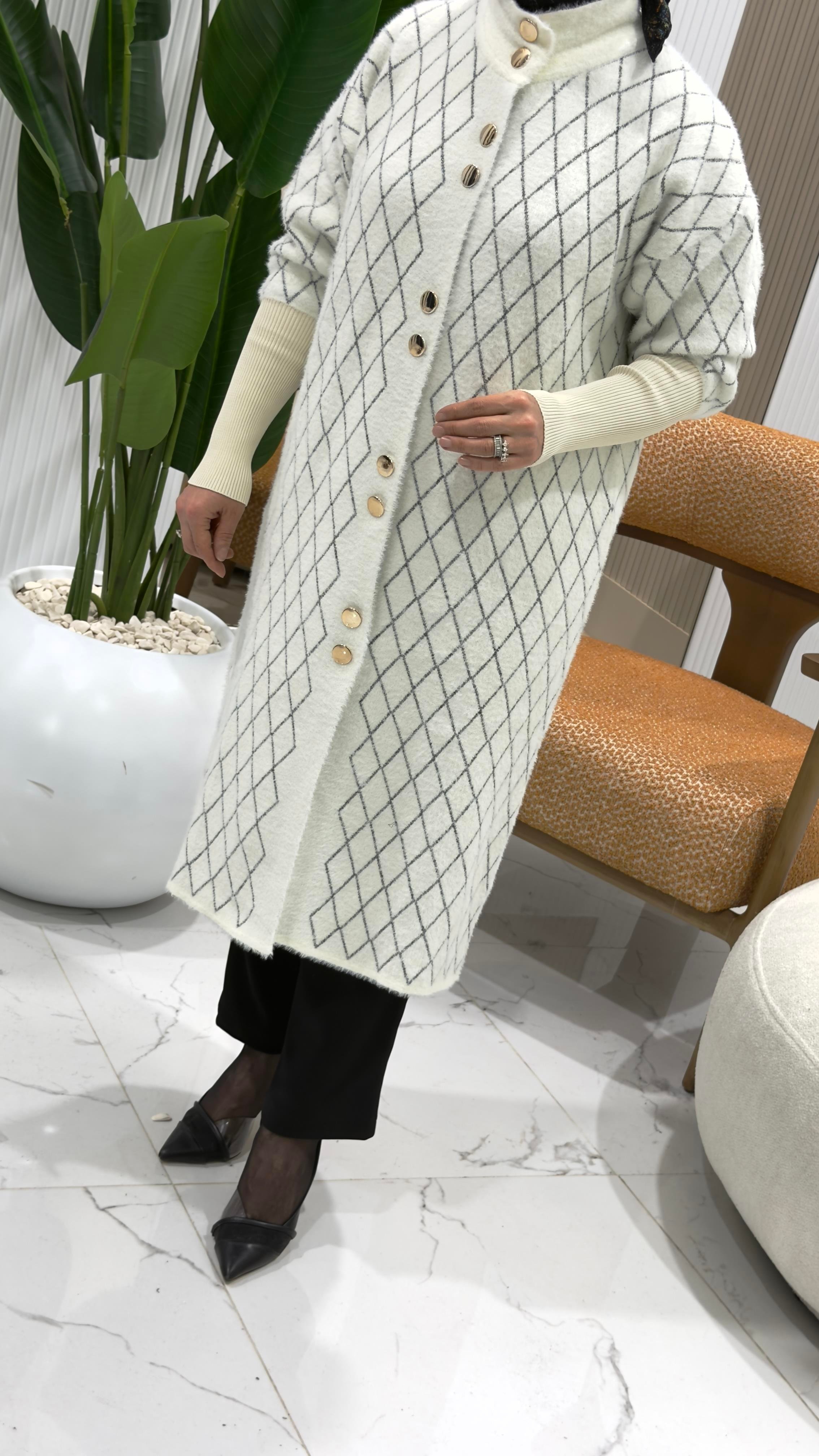 SOFF ÖNÜ DÜĞMELİ KOL RİBANALI ANGORA HIRKA EKRU - 4949