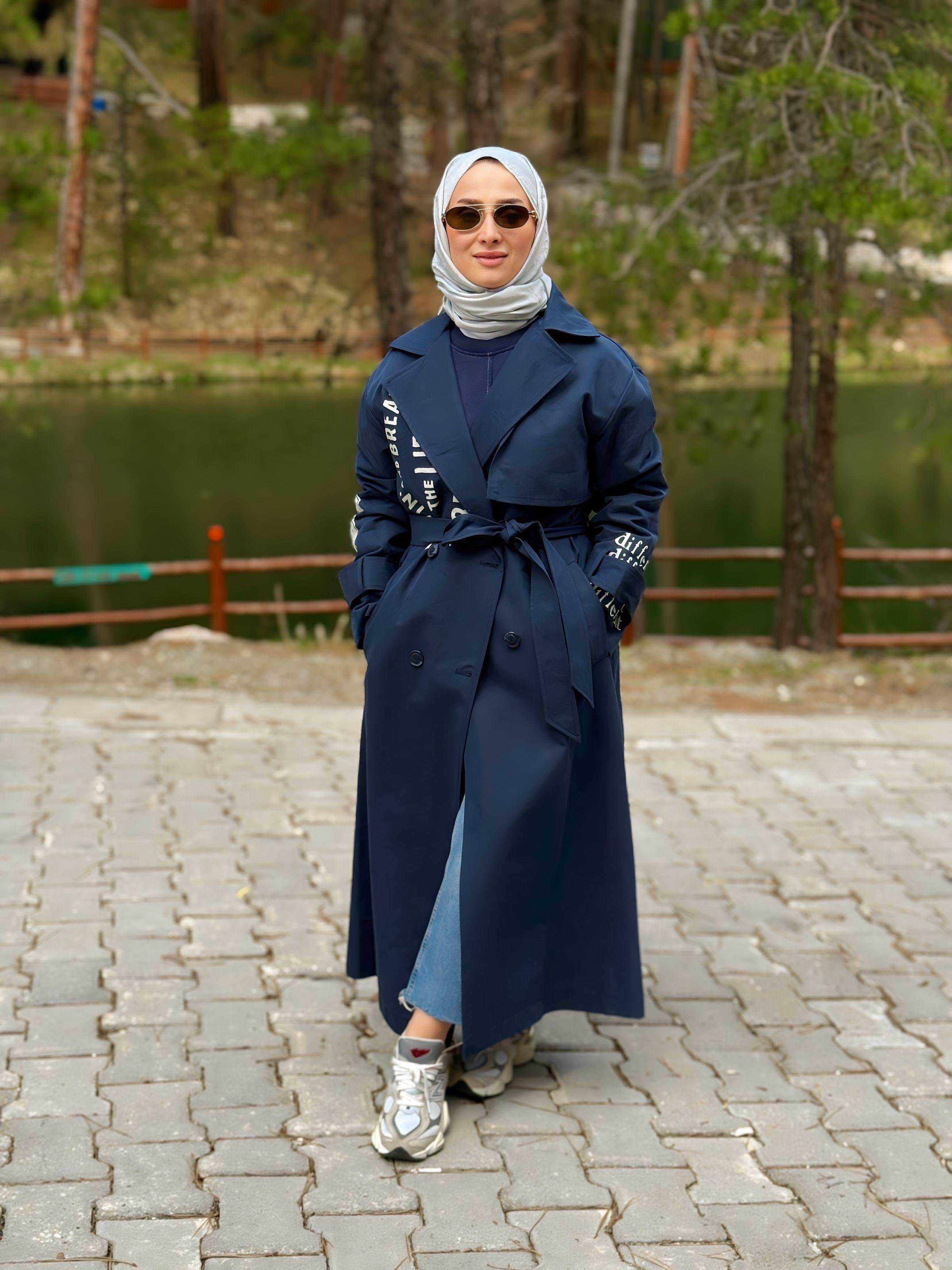 YAZI BASKILI TRENÇ 32139