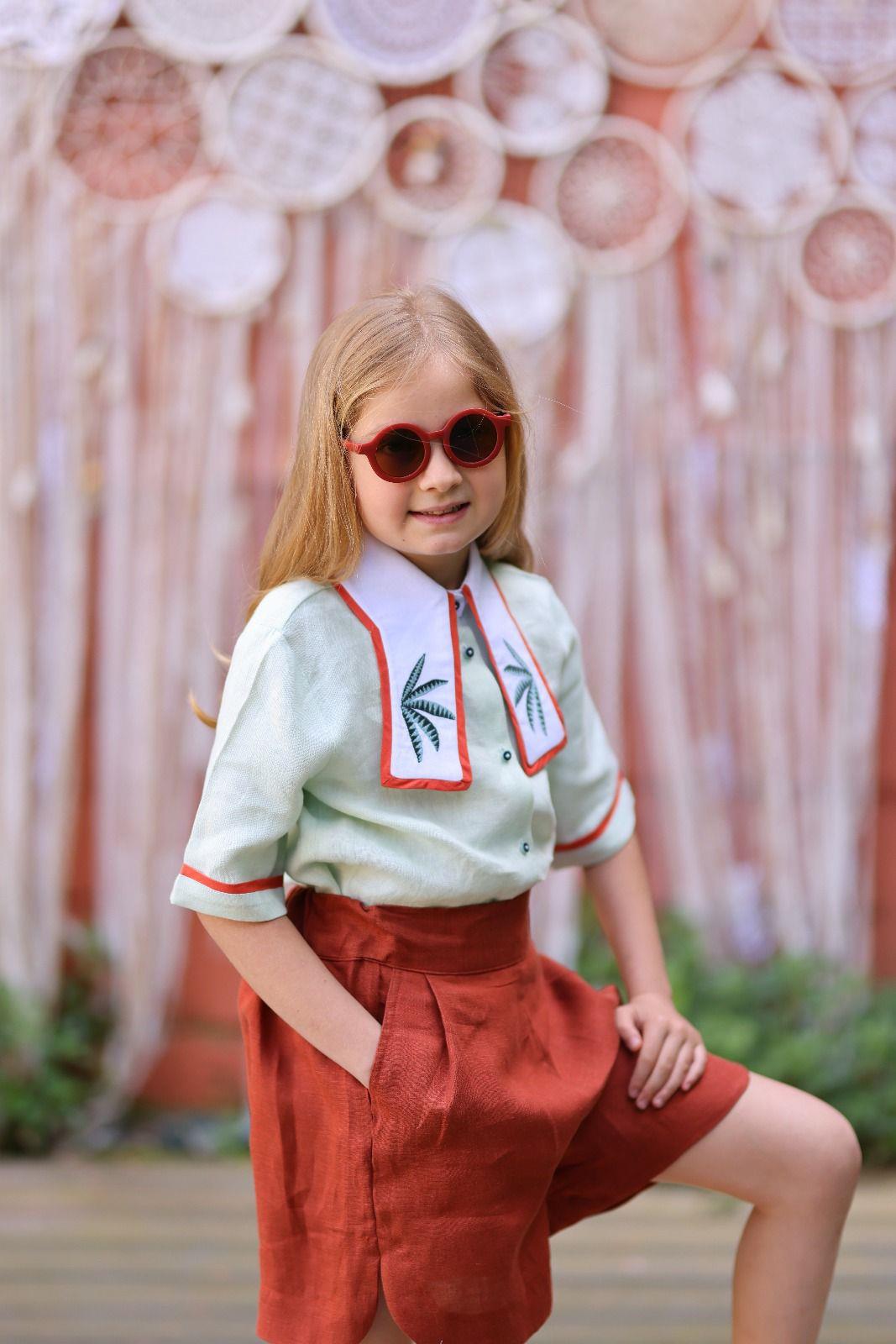 Su Yeşili Yaka Ve Nakış Detaylı Gömlek