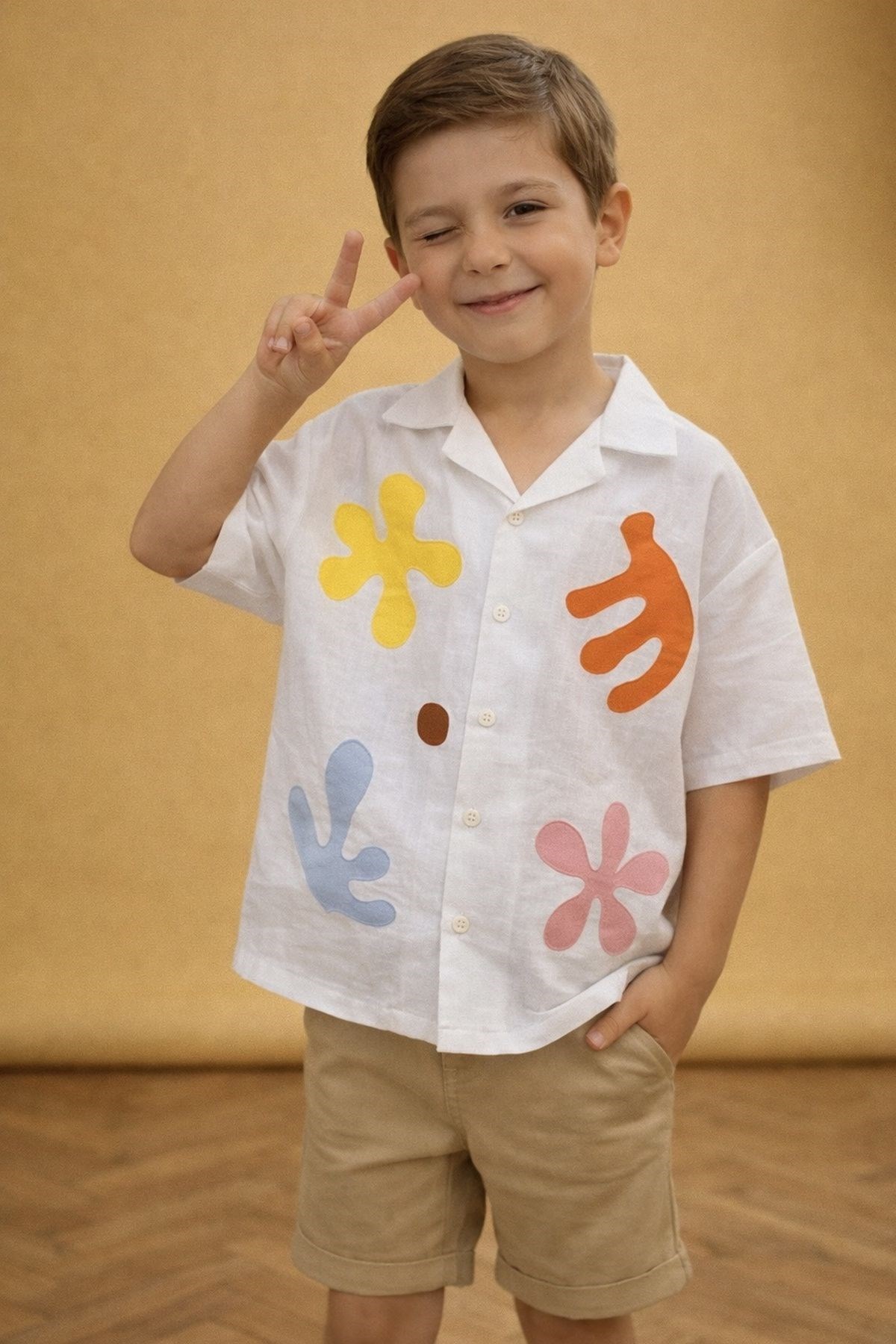 Sürreal Aplike Keten Gömlek