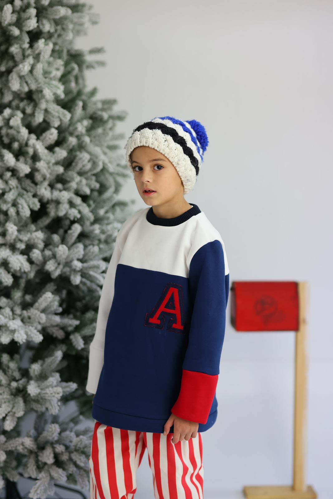 Üç İplik A Nakışlı Sweat