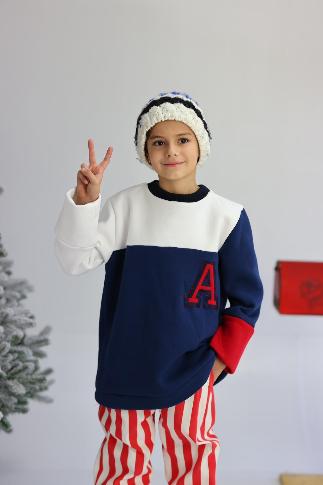 Üç İplik A Nakışlı Sweat