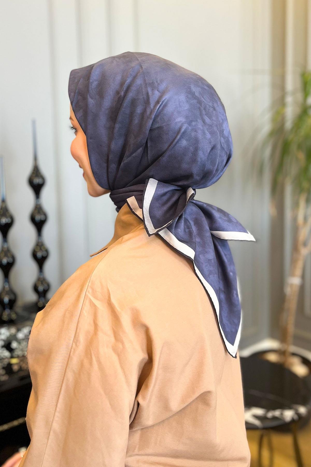 Aker Bosphorus Serisi, Çift Taraflı İpek Eşarp - 7208712-922 - Tivil