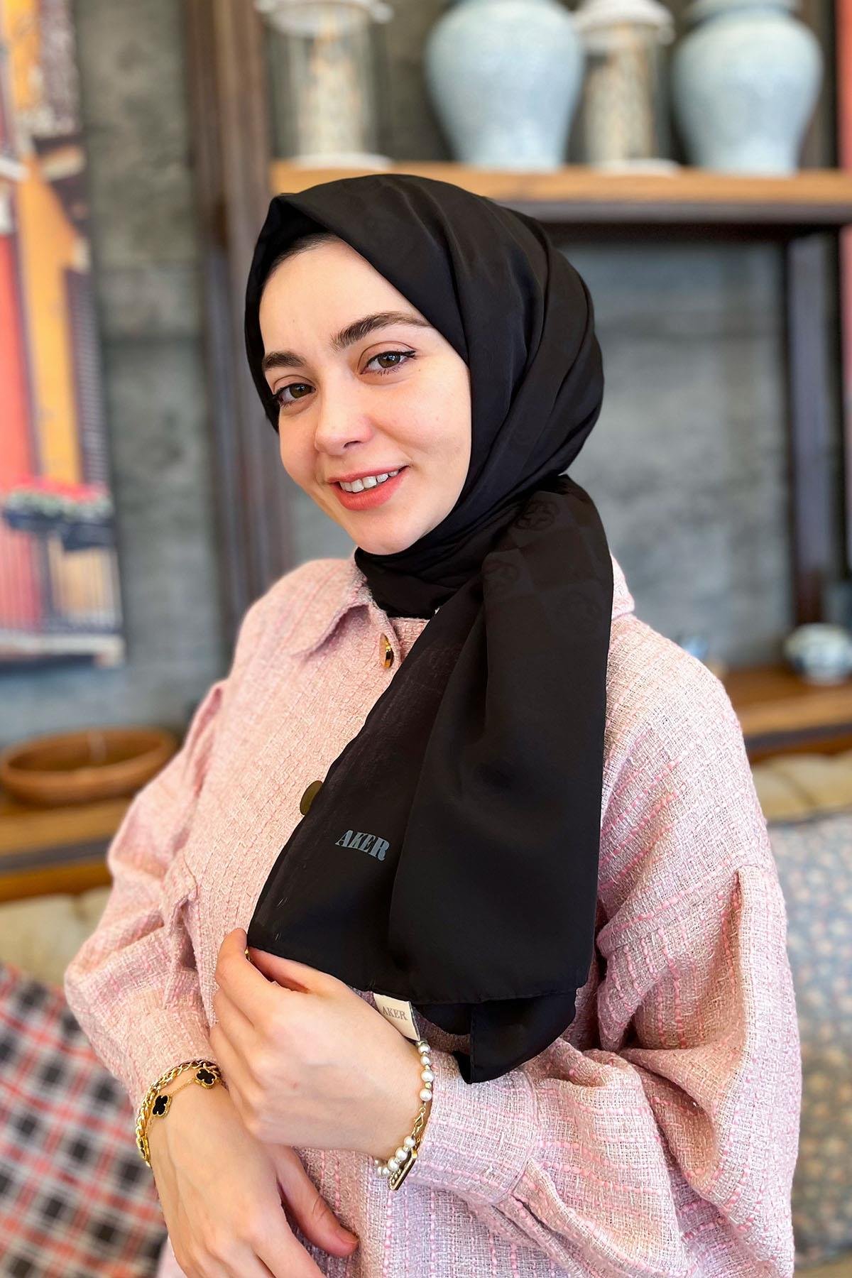 Aker Dama Monogram Şal - 1070700-911 - 