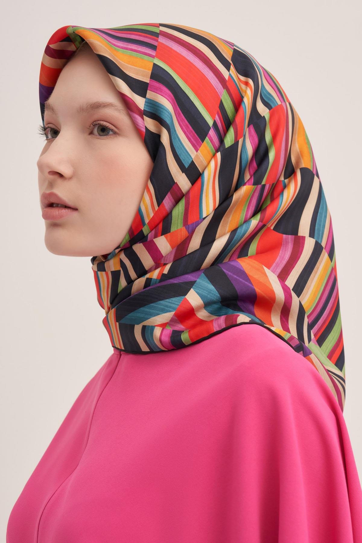 Aker İpek Eşarp - 2025 İlkbahar-Yaz - 8978701-311 - Sura