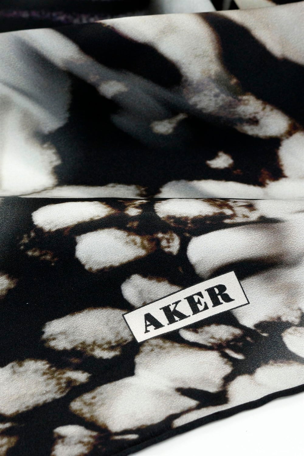 Aker İpek Eşarp - 6320713-912 - Tivil