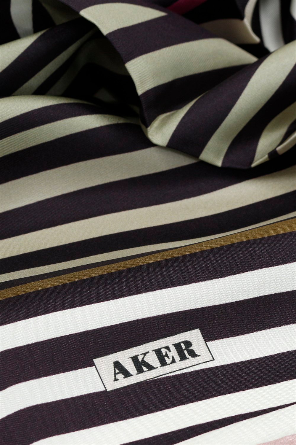 Aker İpek Eşarp - 7915713-991 - Tivil