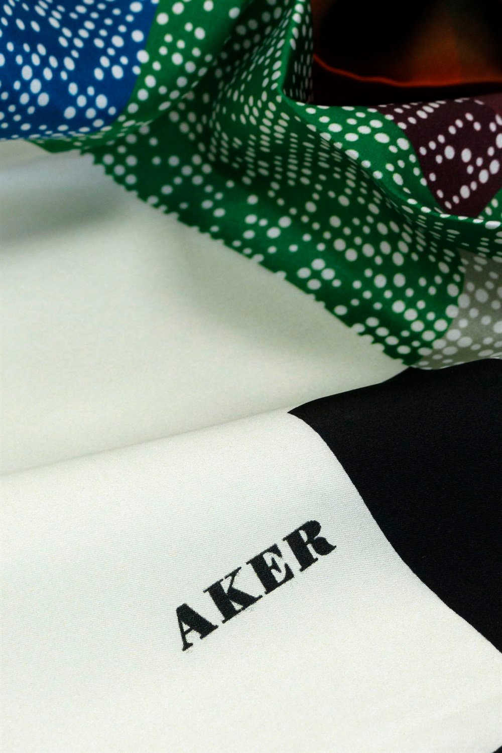 Aker İpek Eşarp - 7917713-913 - Tivil