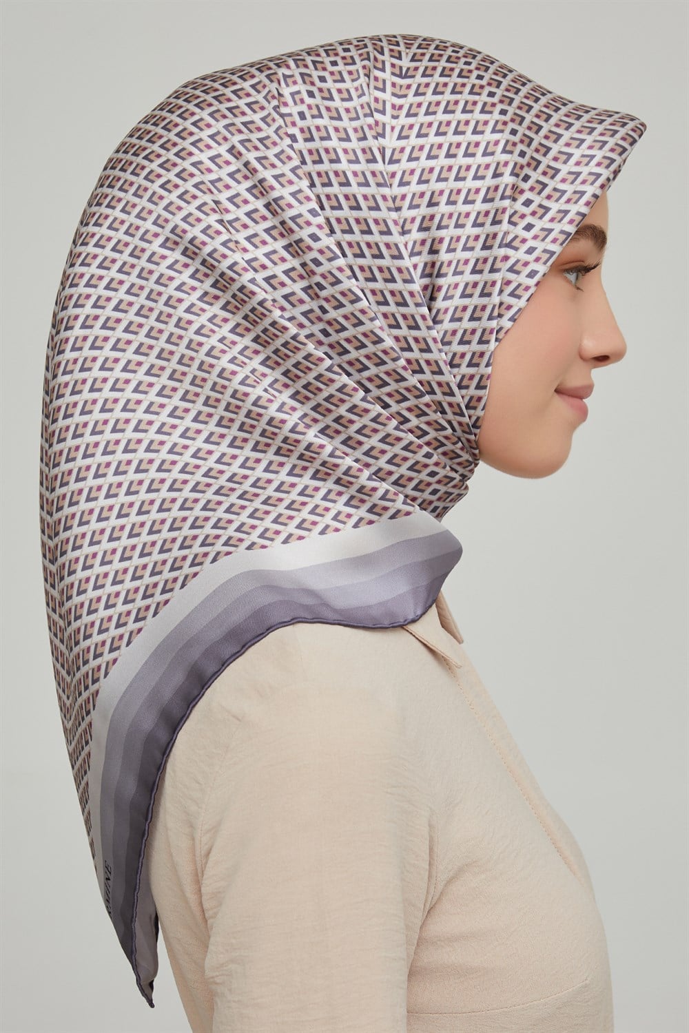 Armine İpek Eşarp 2021/2022 Sonbahar Kış - 8634D-34 - Sura