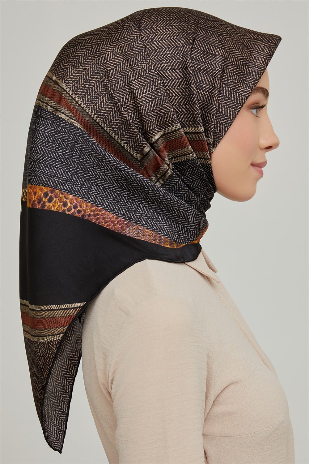 Armine İpek Eşarp 2021/2022 Sonbahar Kış - 8619D-32 - Sura