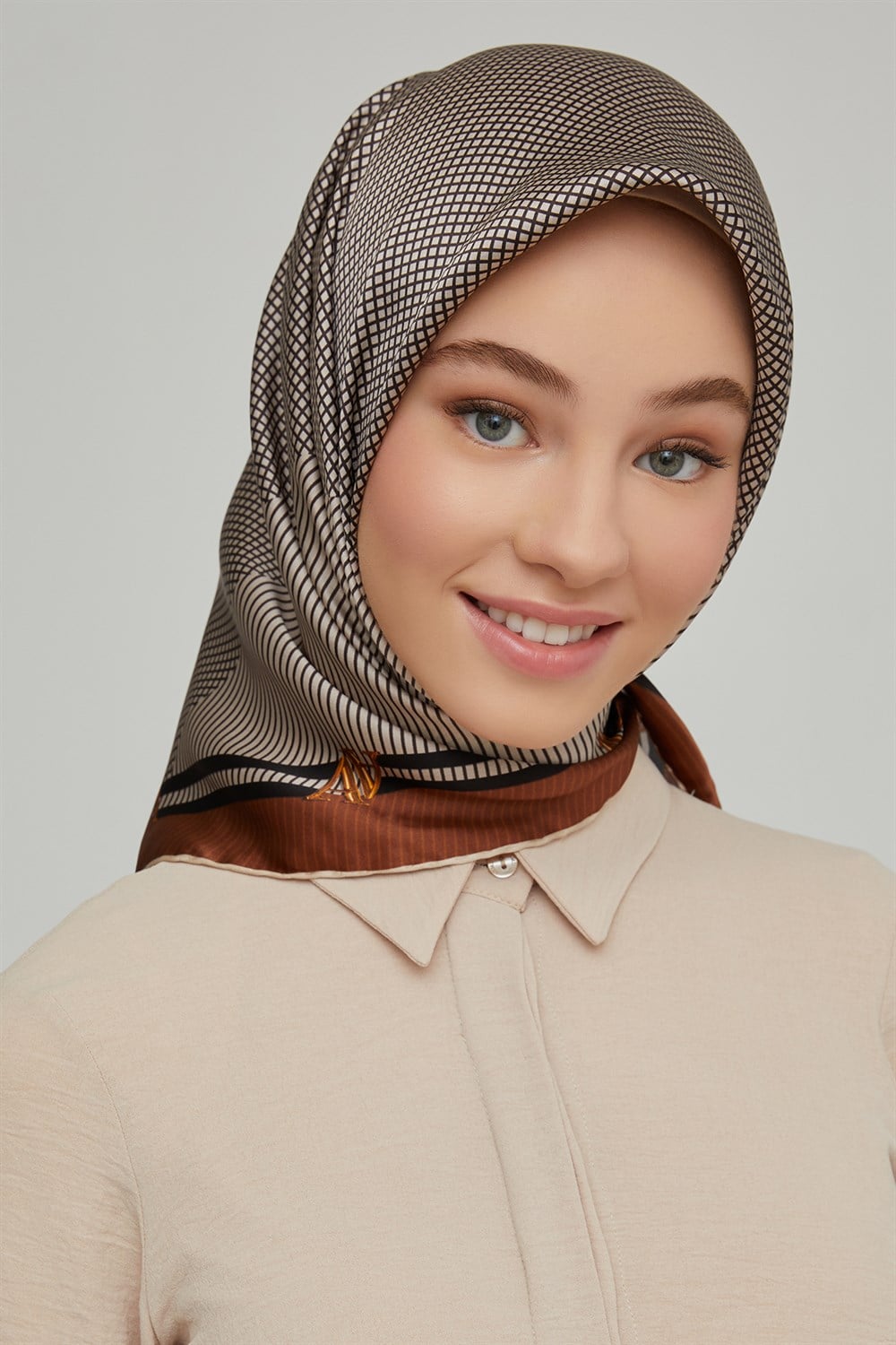 Armine İpek Eşarp 2021/2022 Sonbahar Kış - 8616D-32 - Tivil