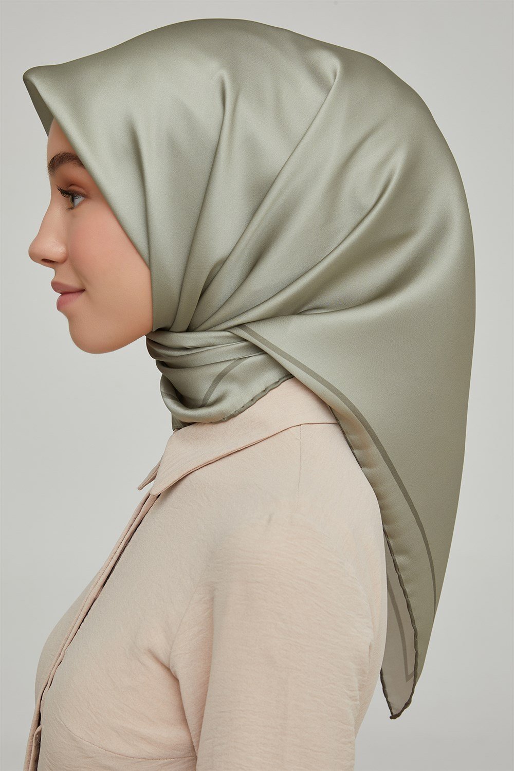 Armine İpek Eşarp 2021/2022 Sonbahar Kış - 8668D-09 - Sura