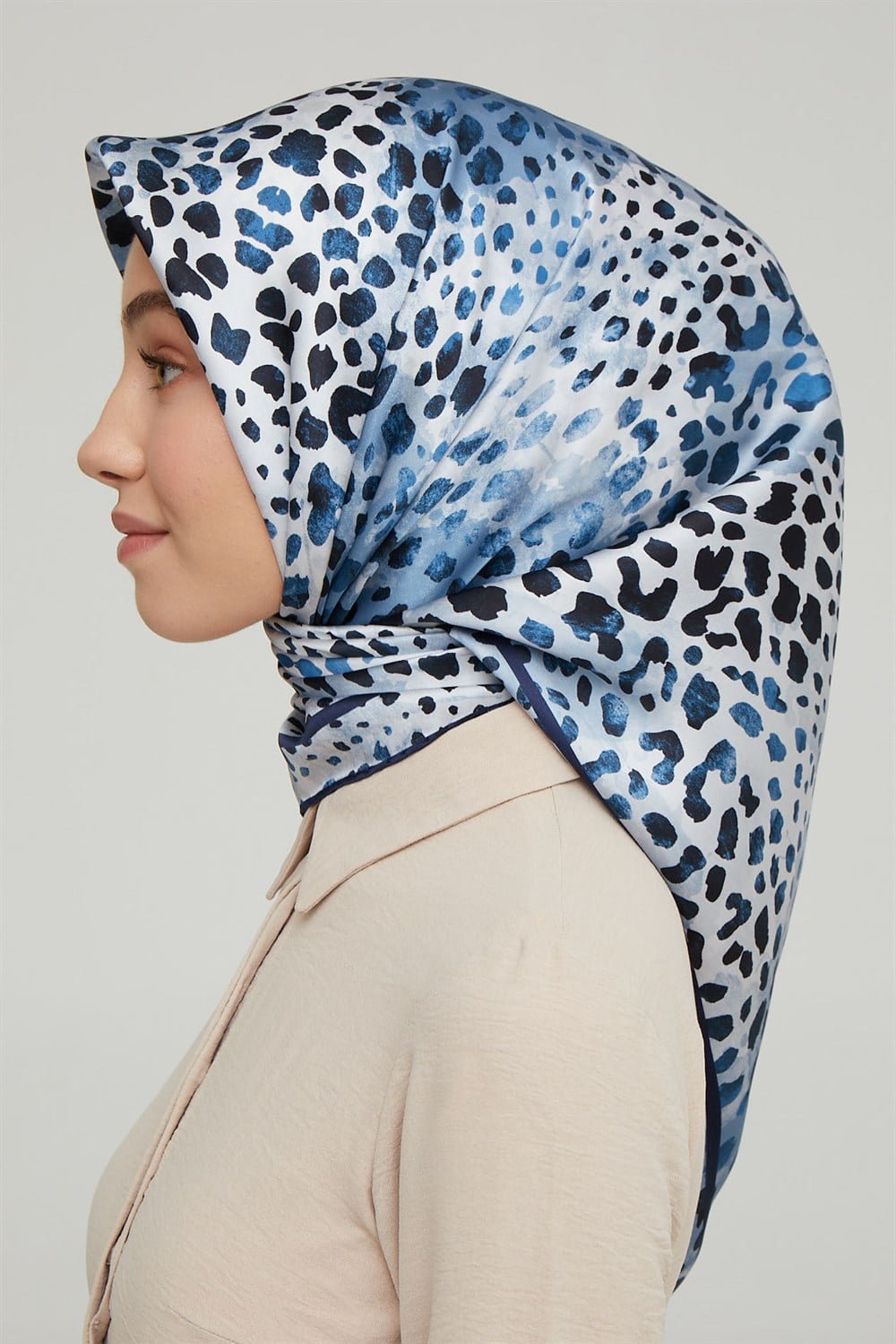 Armine İpek Eşarp 2021/2022 Sonbahar Kış - 8667D-51 - Sura