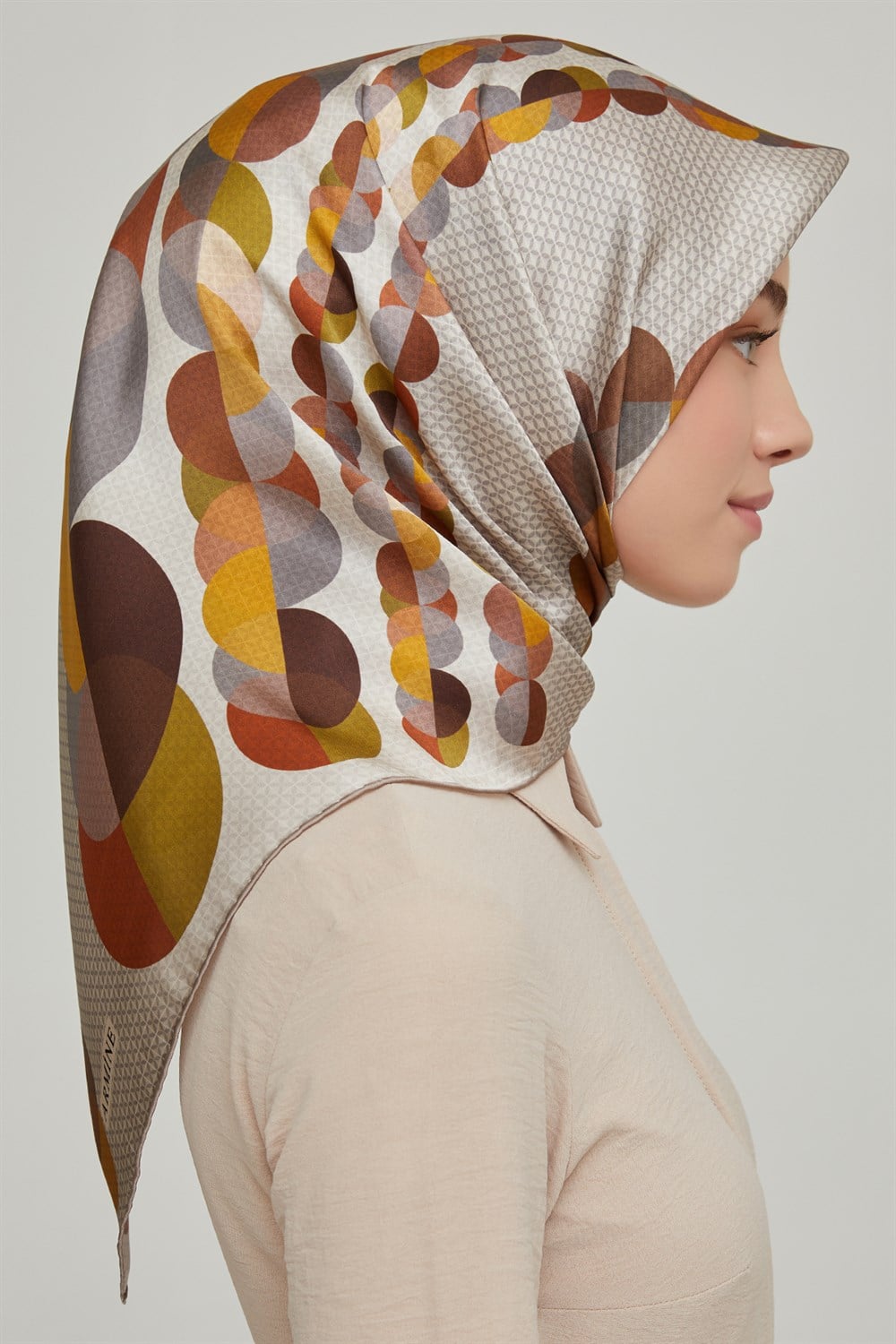 Armine İpek Eşarp 2021/2022 Sonbahar Kış - 8604D-42 - Sura