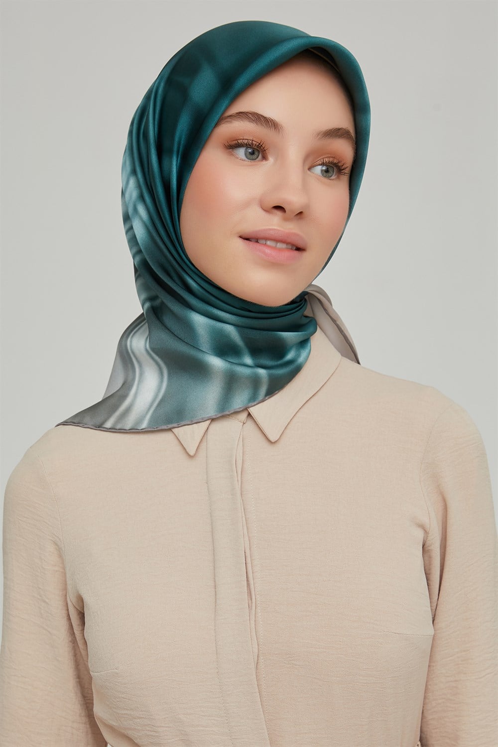 Armine İpek Eşarp 2021/2022 Sonbahar Kış - 8624D-15 - Sura