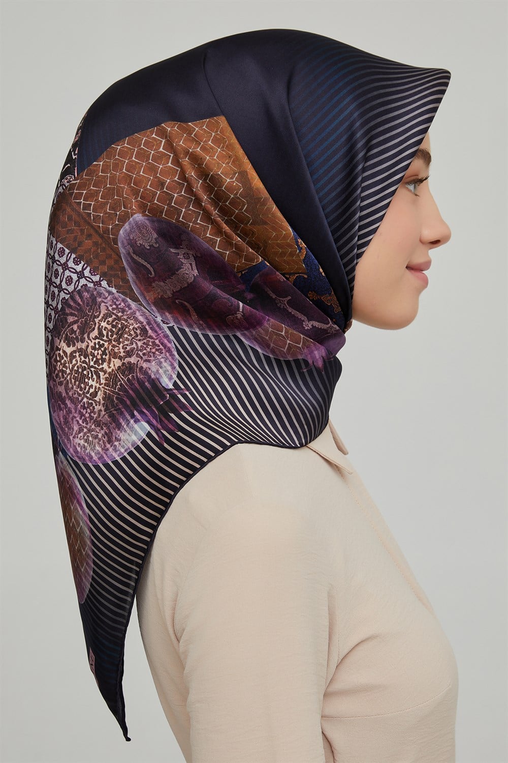Armine İpek Eşarp 2021/2022 Sonbahar Kış - 8605D-01 - Sura