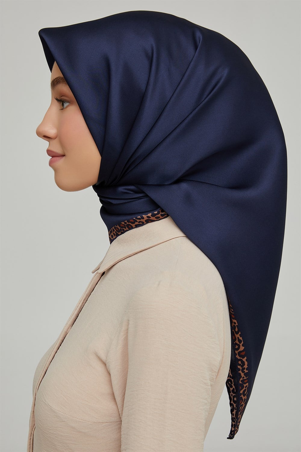 Armine İpek Eşarp 2021/2022 Sonbahar Kış - 8660D-03 - Sura