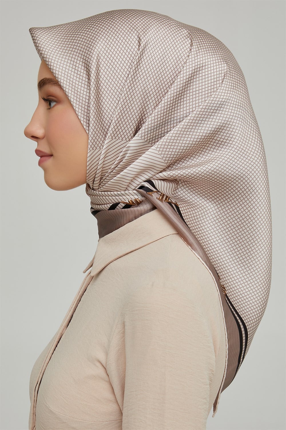 Armine İpek Eşarp 2021/2022 Sonbahar Kış - 8616D-34 - Sura
